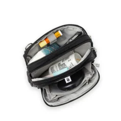 Baggallini Trifecta RFID Wallet Crossbody