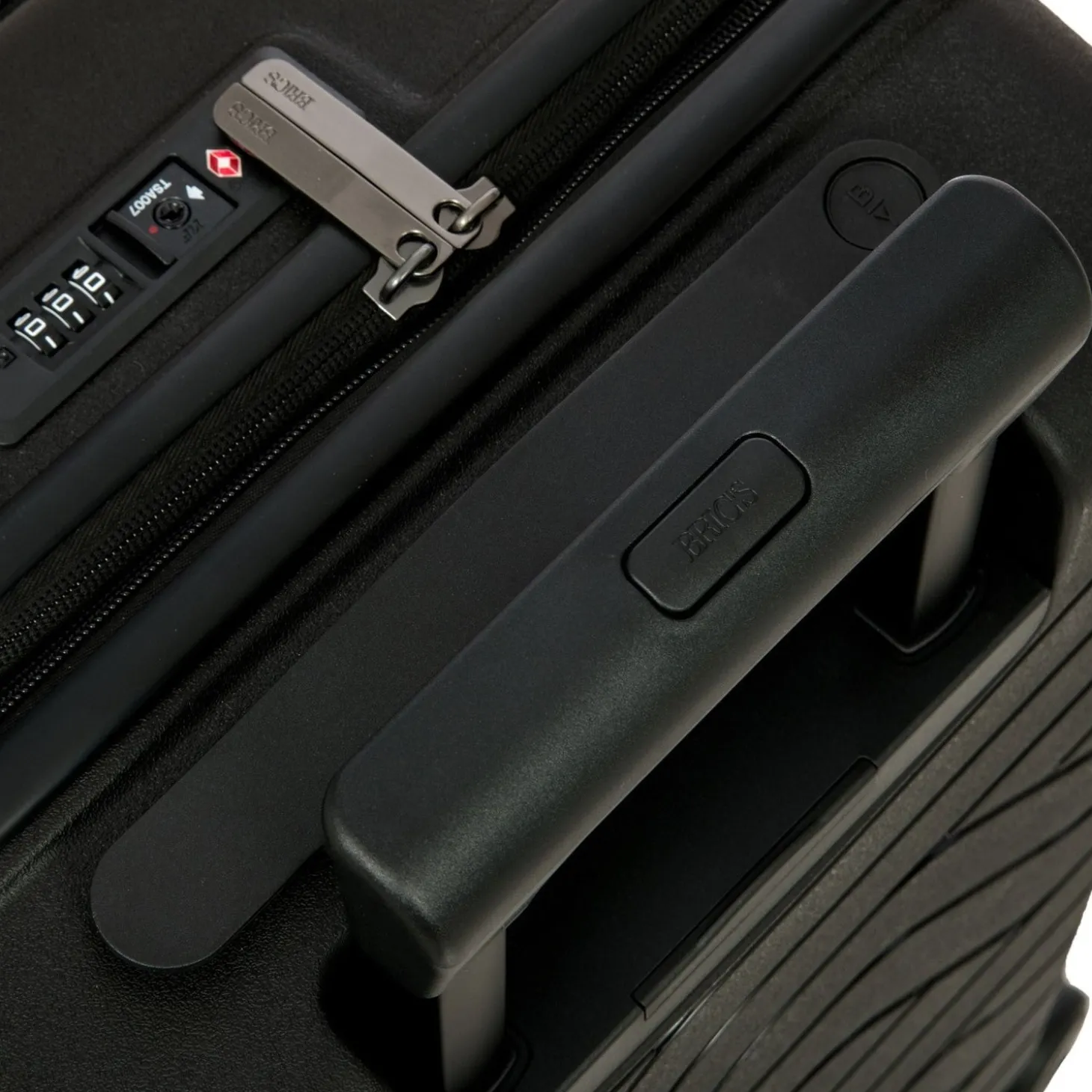 Brics Ulisse 21" Expandable Spinner with Pocket