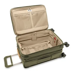 Briggs & Riley Baseline Essential Carry-On Spinner