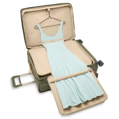 Briggs & Riley Baseline Large Expandable Spinner