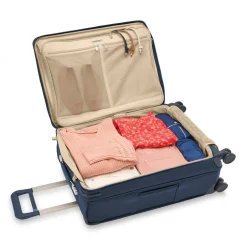 Briggs & Riley Baseline Medium Expandable Spinner