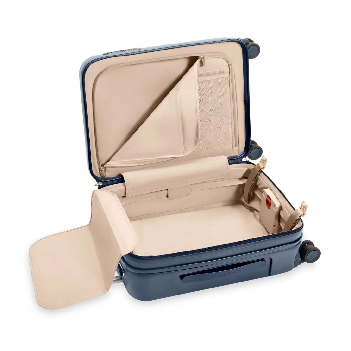Briggs & Riley Sympatico 3.0 Global 21" Carry-On Widebody Spinner