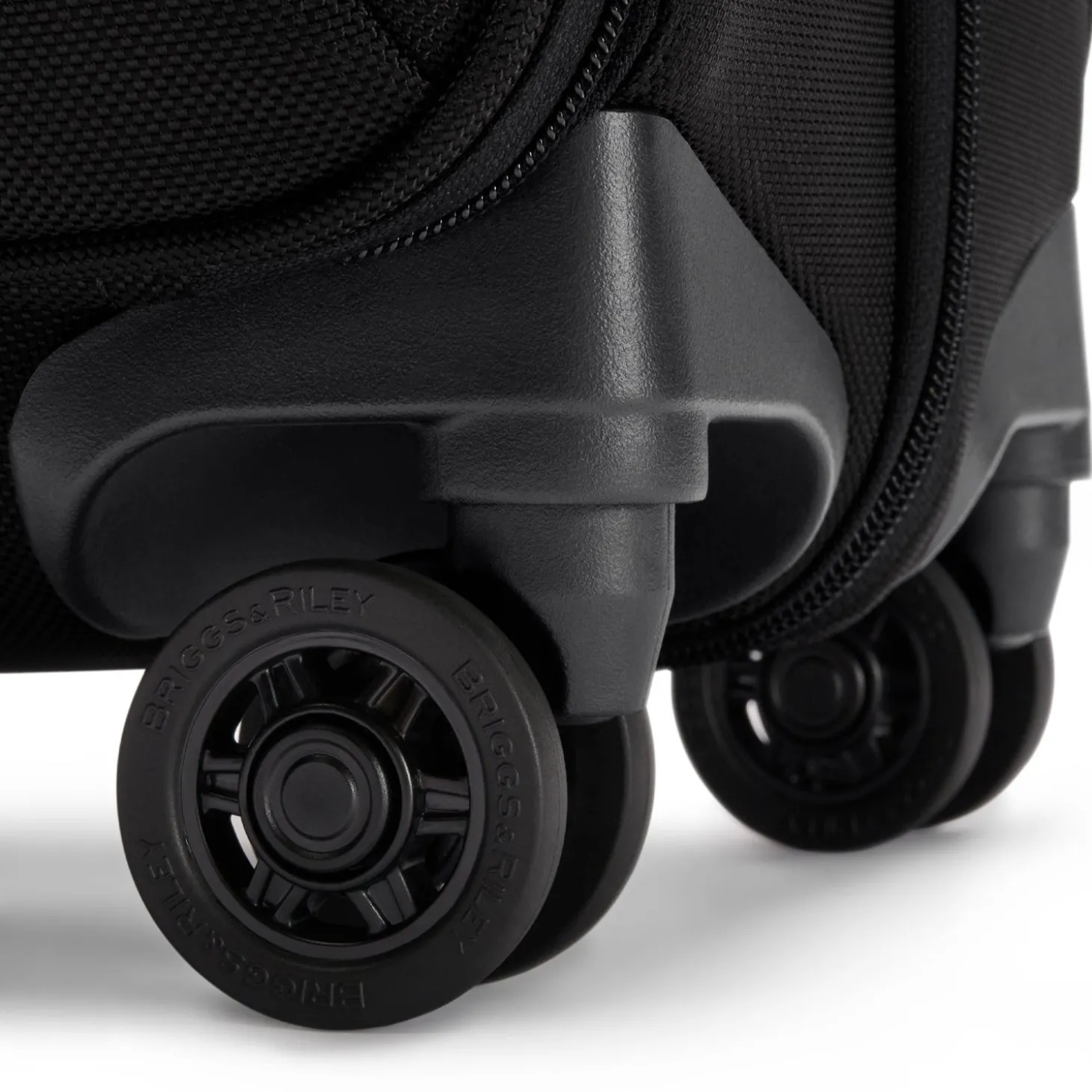 Briggs & Riley @Work 2.0 Large Spinner Brief