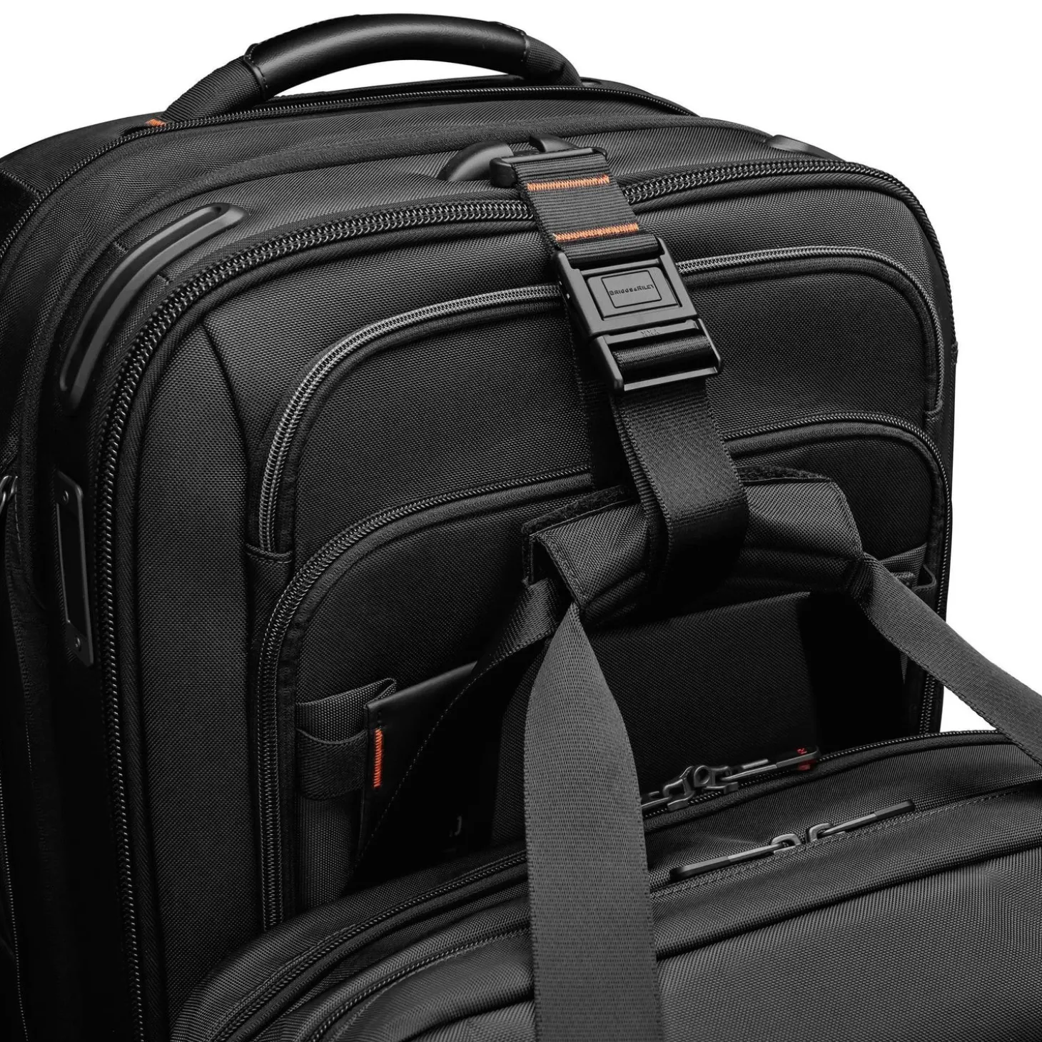Briggs & Riley ZDX 2.0 Global 21" Carry-On Expandable Spinner