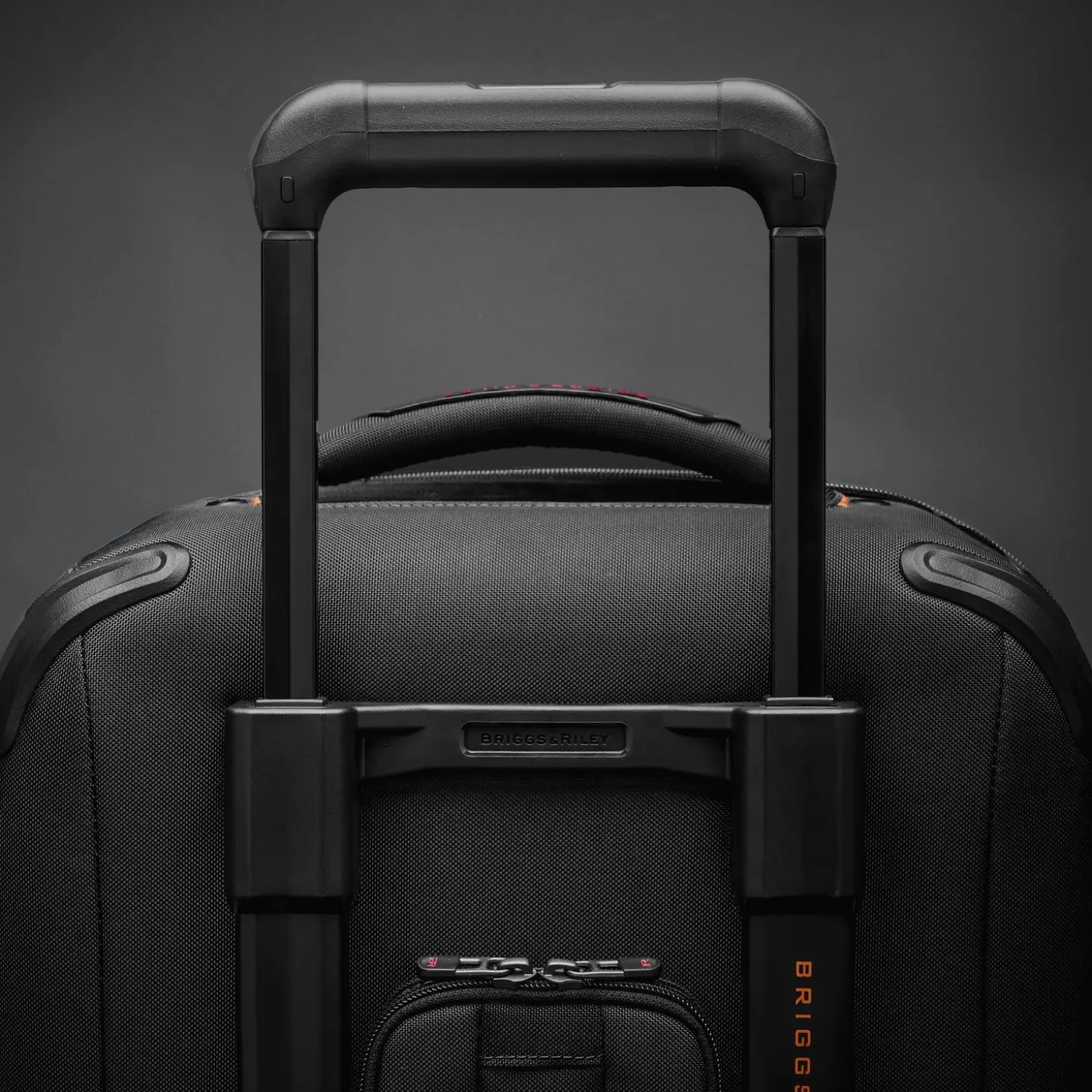 Briggs & Riley ZDX 2.0 Global 21" Carry-On Expandable Spinner