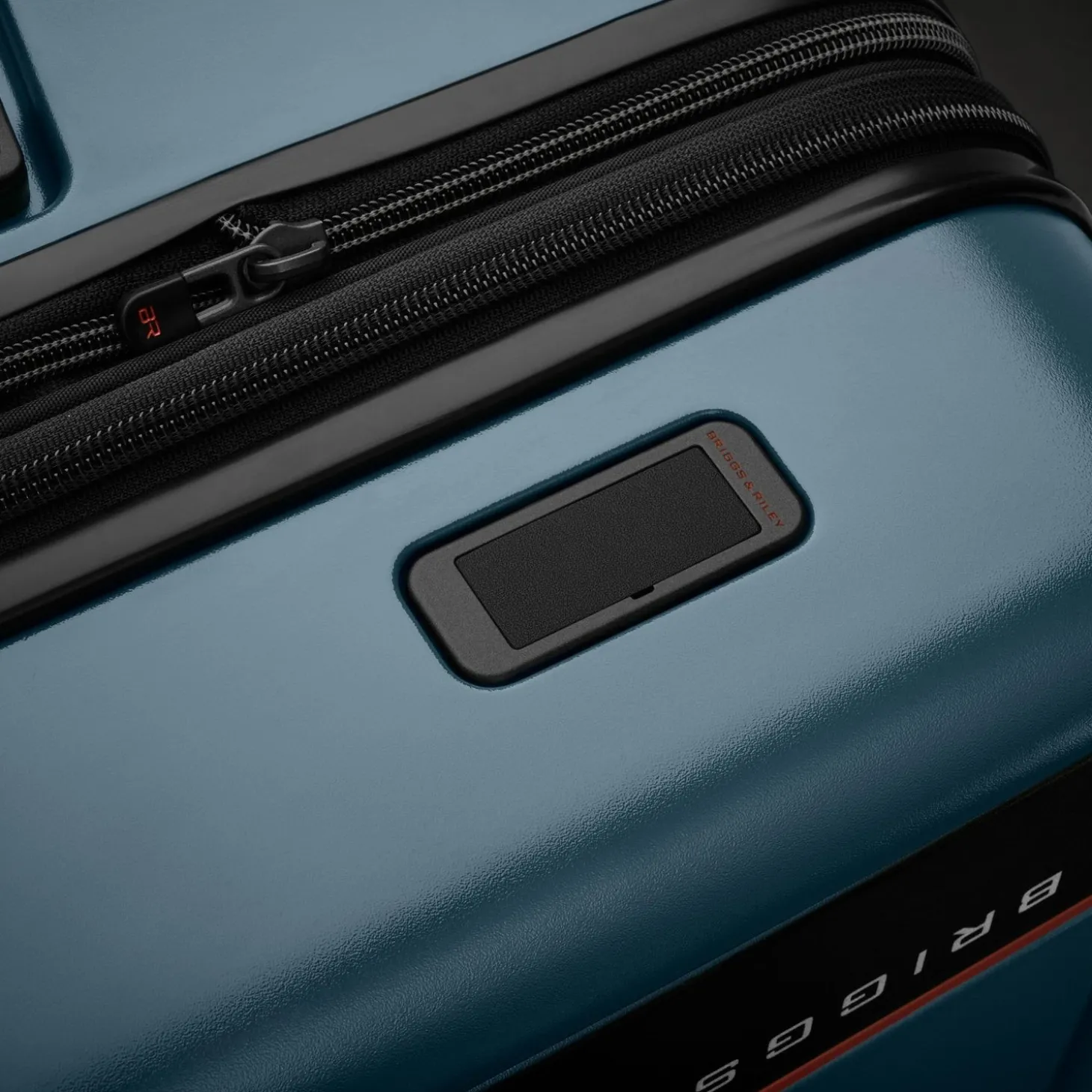 Briggs & Riley ZDX Hardside Essential 22" Hardside Carry-On Expandable Spinner