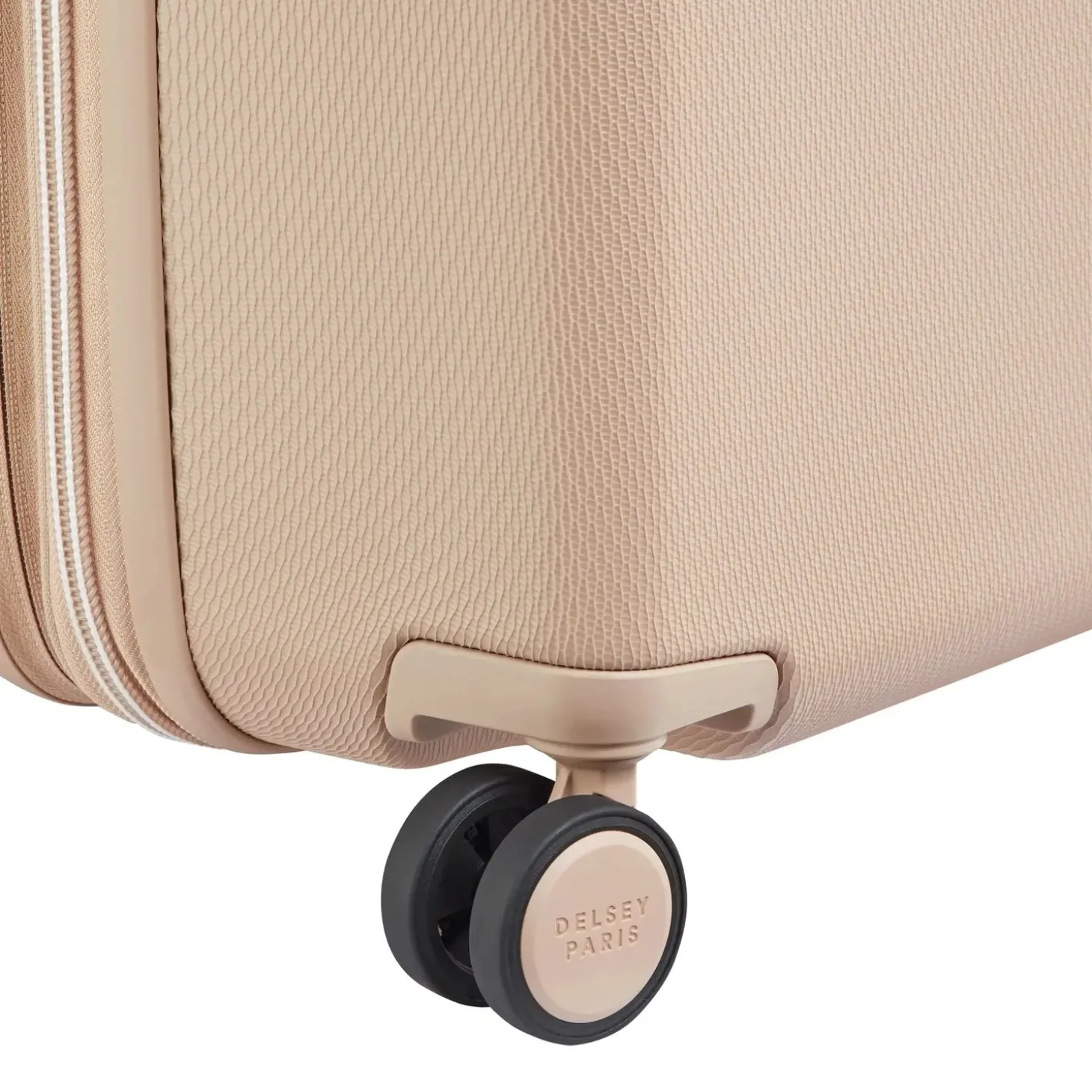 Delsey Chatelet Air 2.0 Large Spinner Check-In