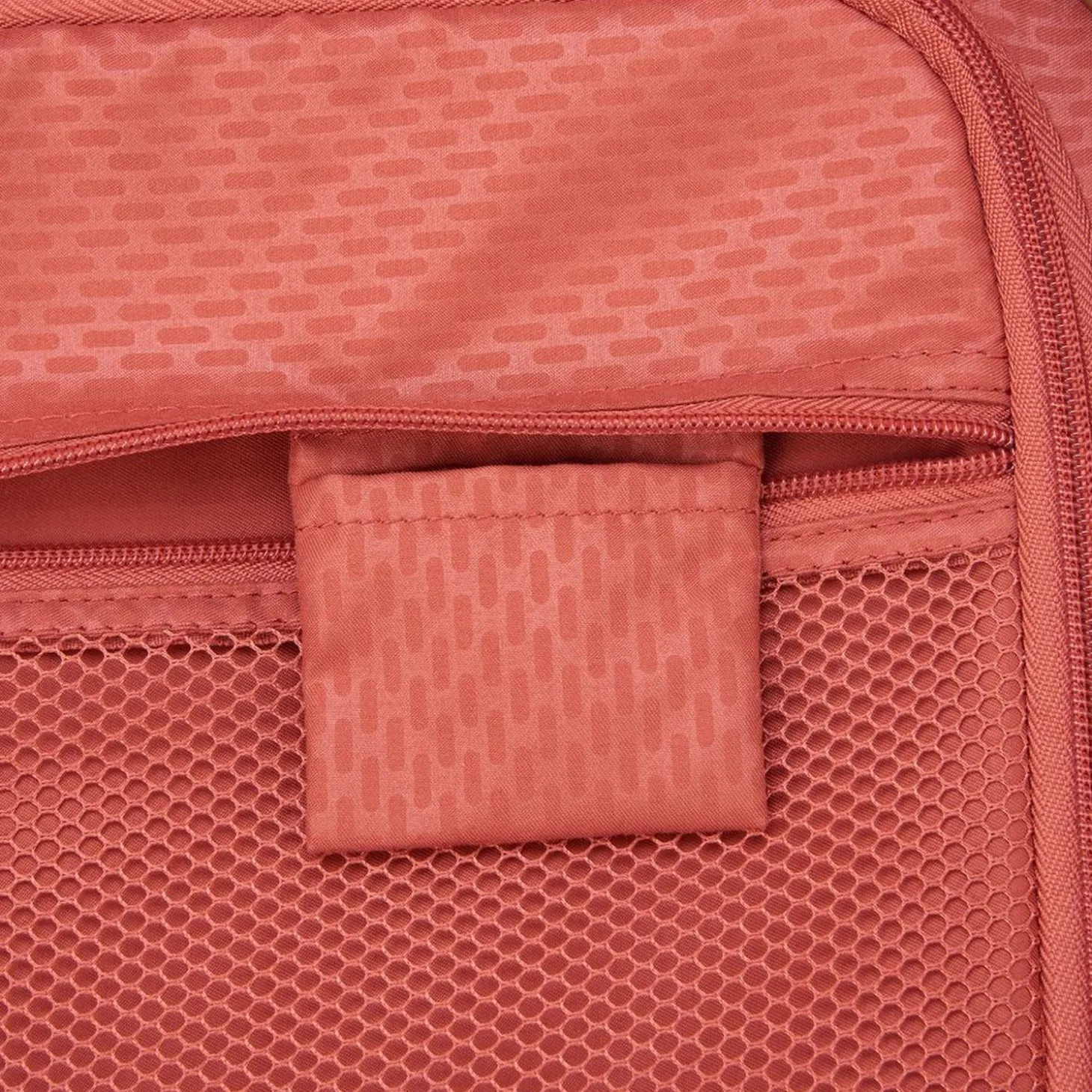 Delsey Chatelet Air 2.0 Medium Spinner