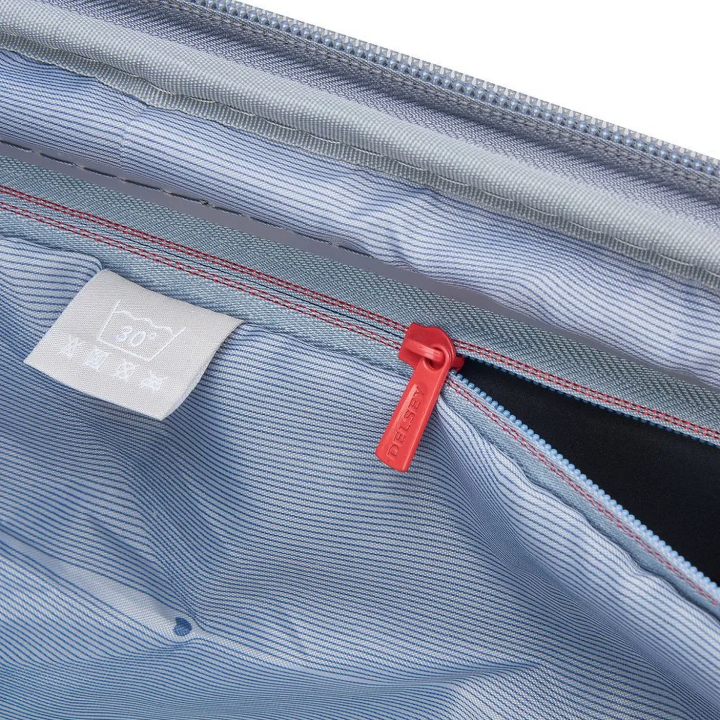Delsey Cruise 3.0 24" Expandable Spinner Upright
