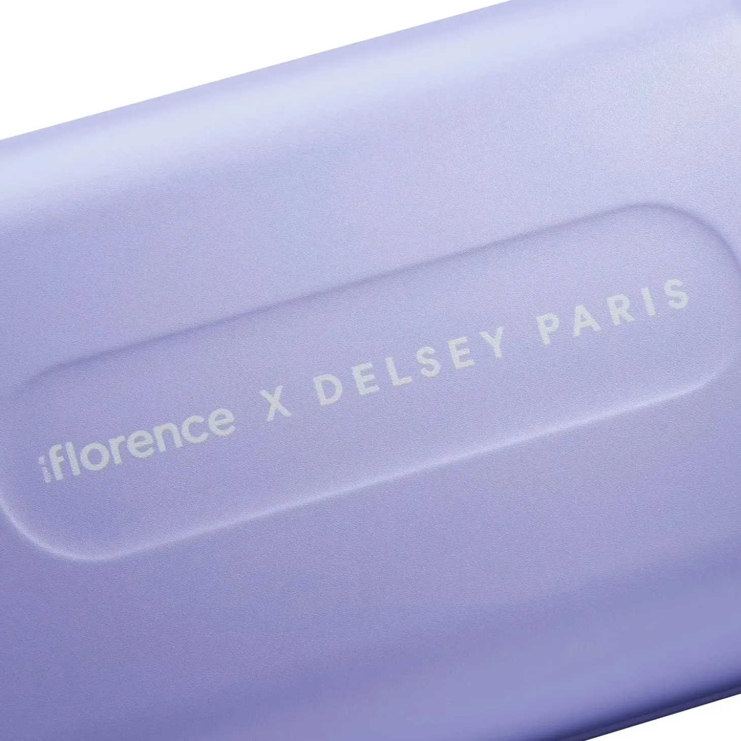 Delsey florence by mills Catch Flights Medium Expandable Spinner