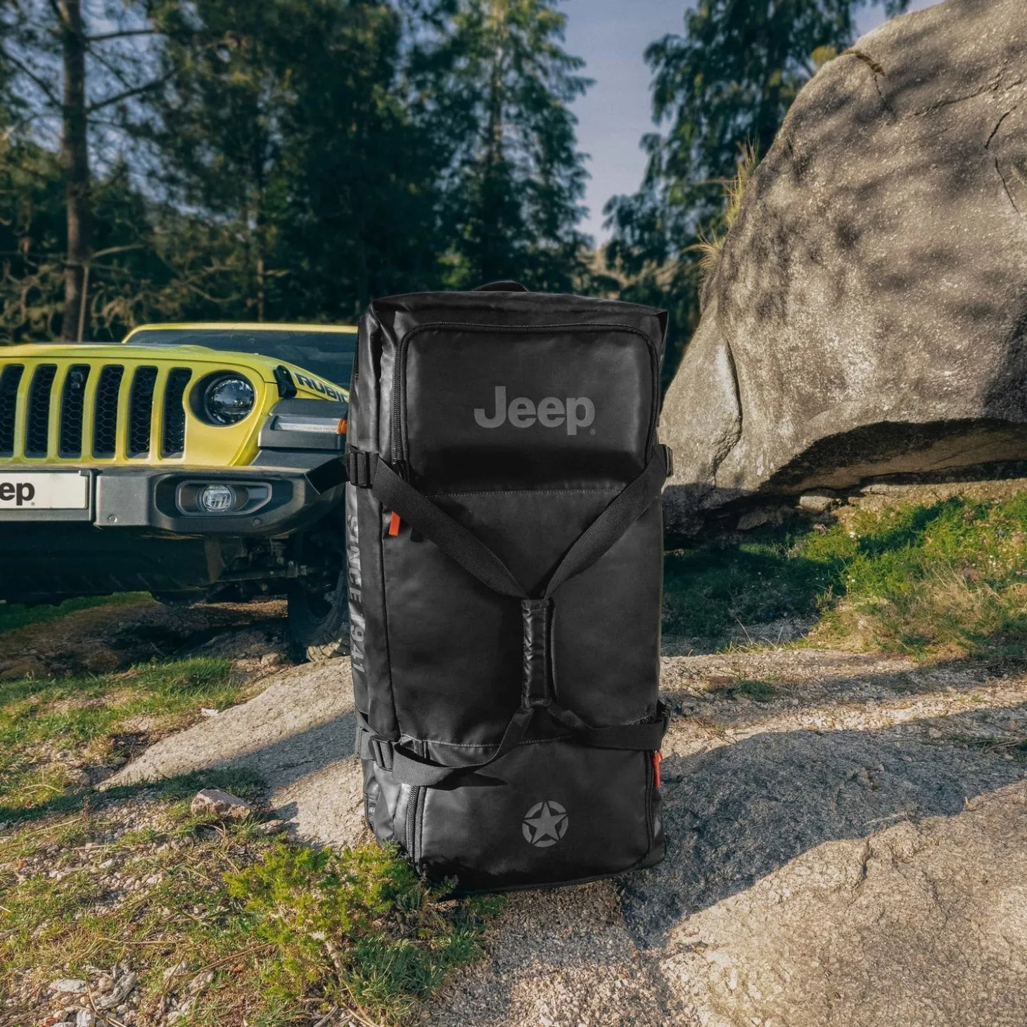 Delsey Jeep JS005A 31" Rolling Duffel