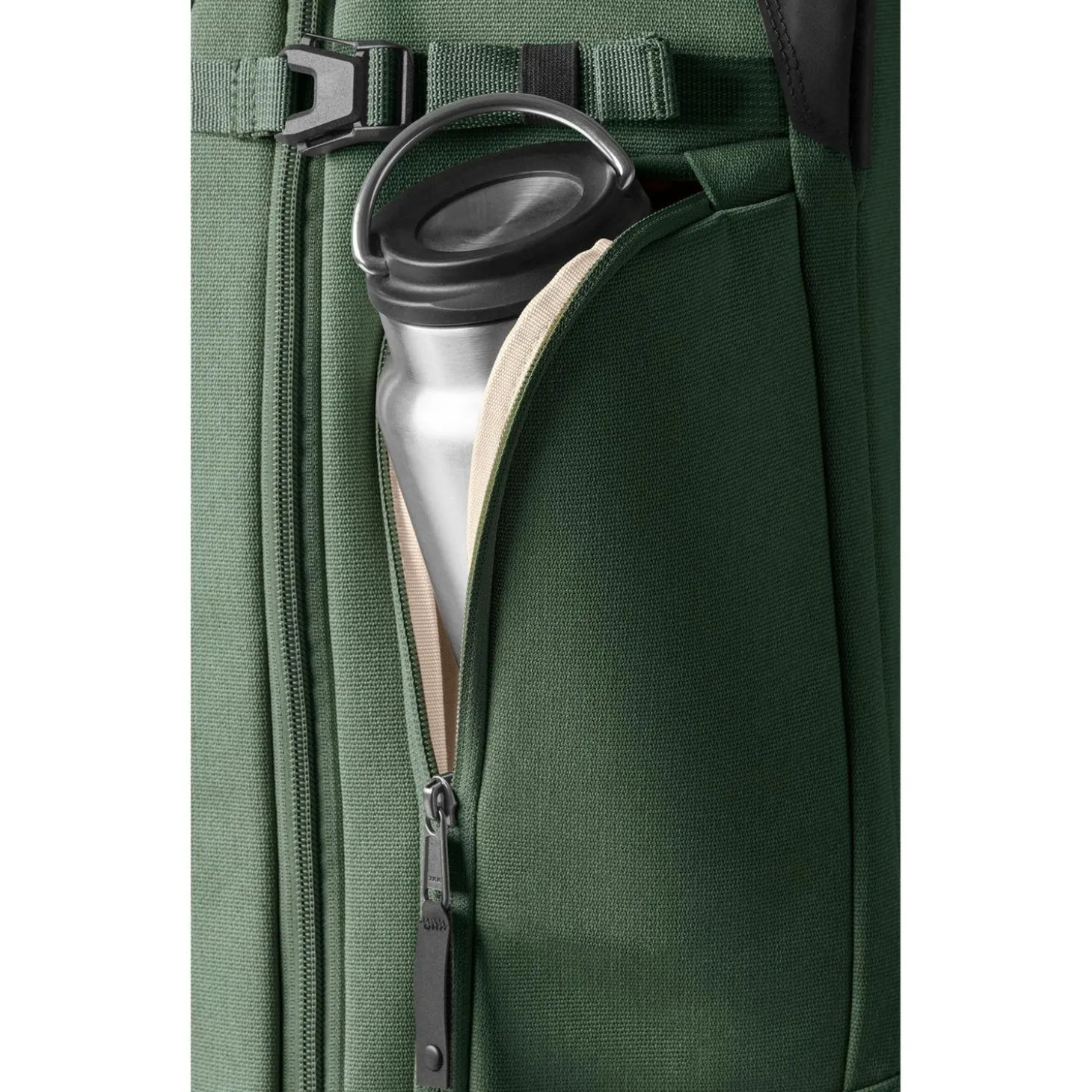 Eagle Creek Gear Warrior XE 2-Wheeled Convertible Carry-On