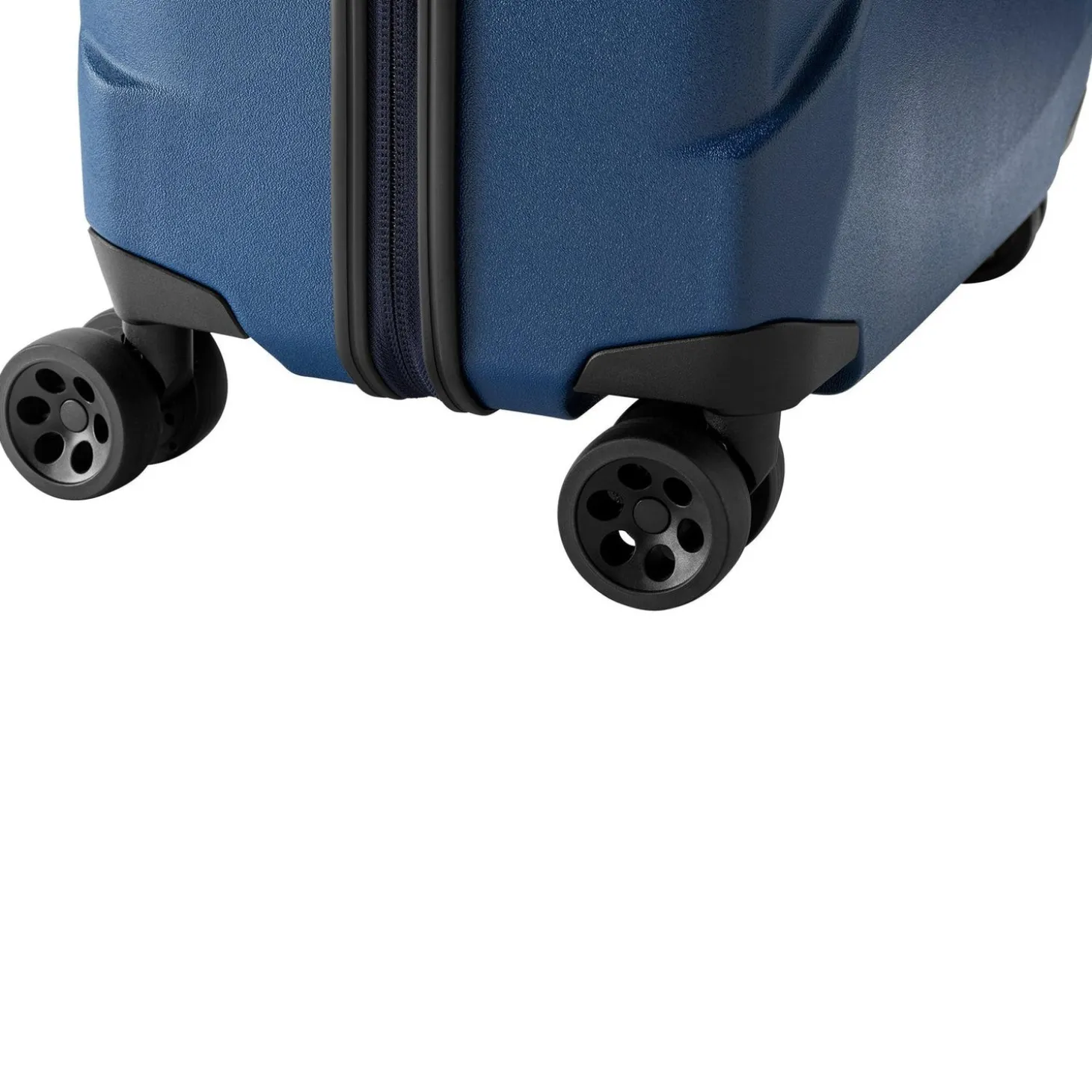 Eagle Creek Tarmac 4 Wheeled 29" Spinner