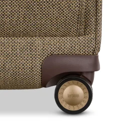 Hartmann Tweed Spinner Garment Bag