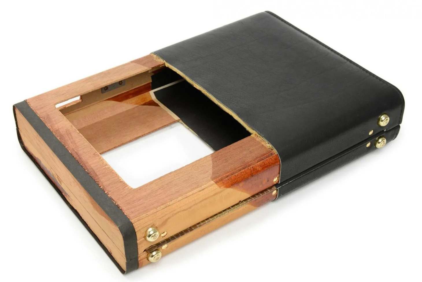 Korchmar Classics 4" Monroe Belting Leather Attache