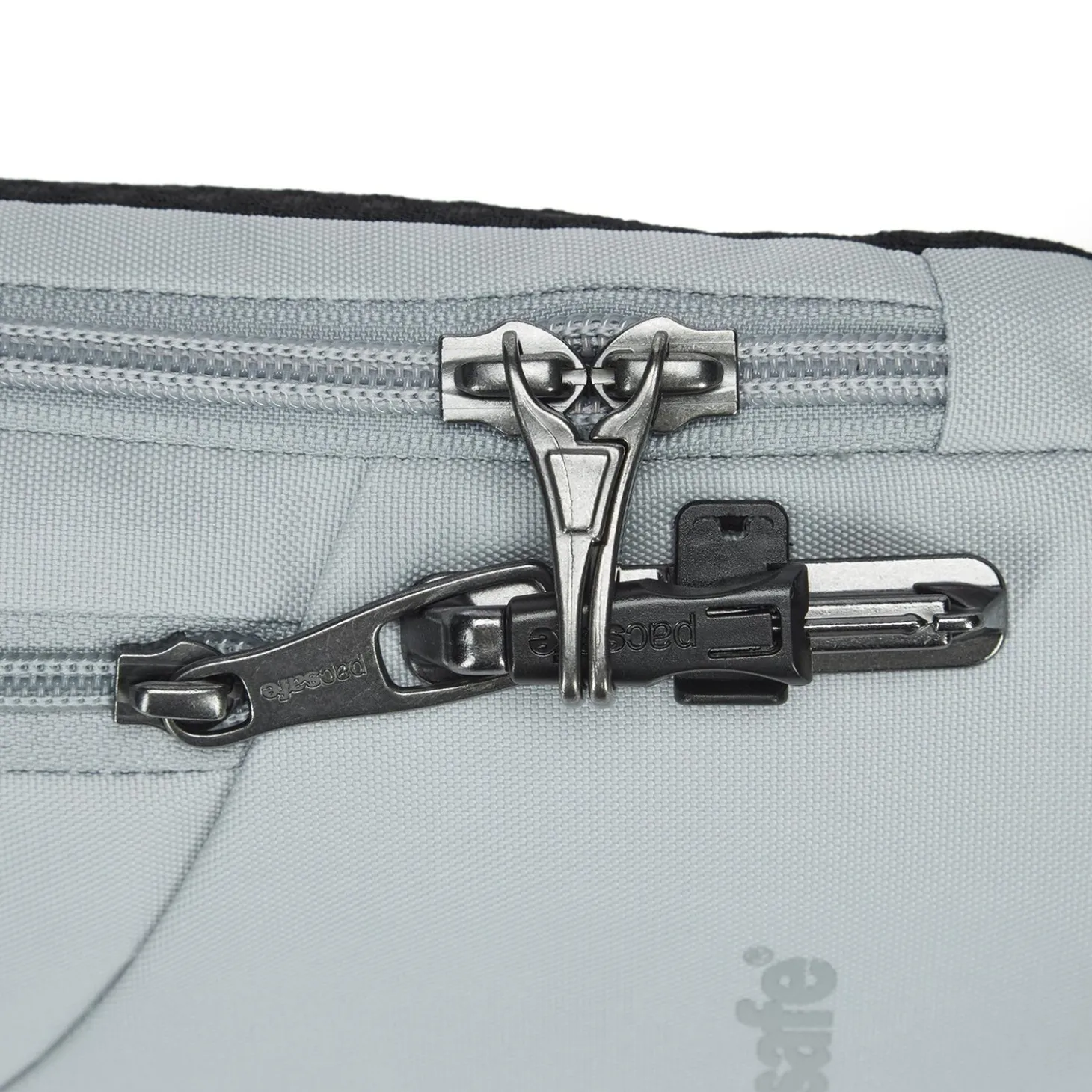 Pacsafe V Action Sling