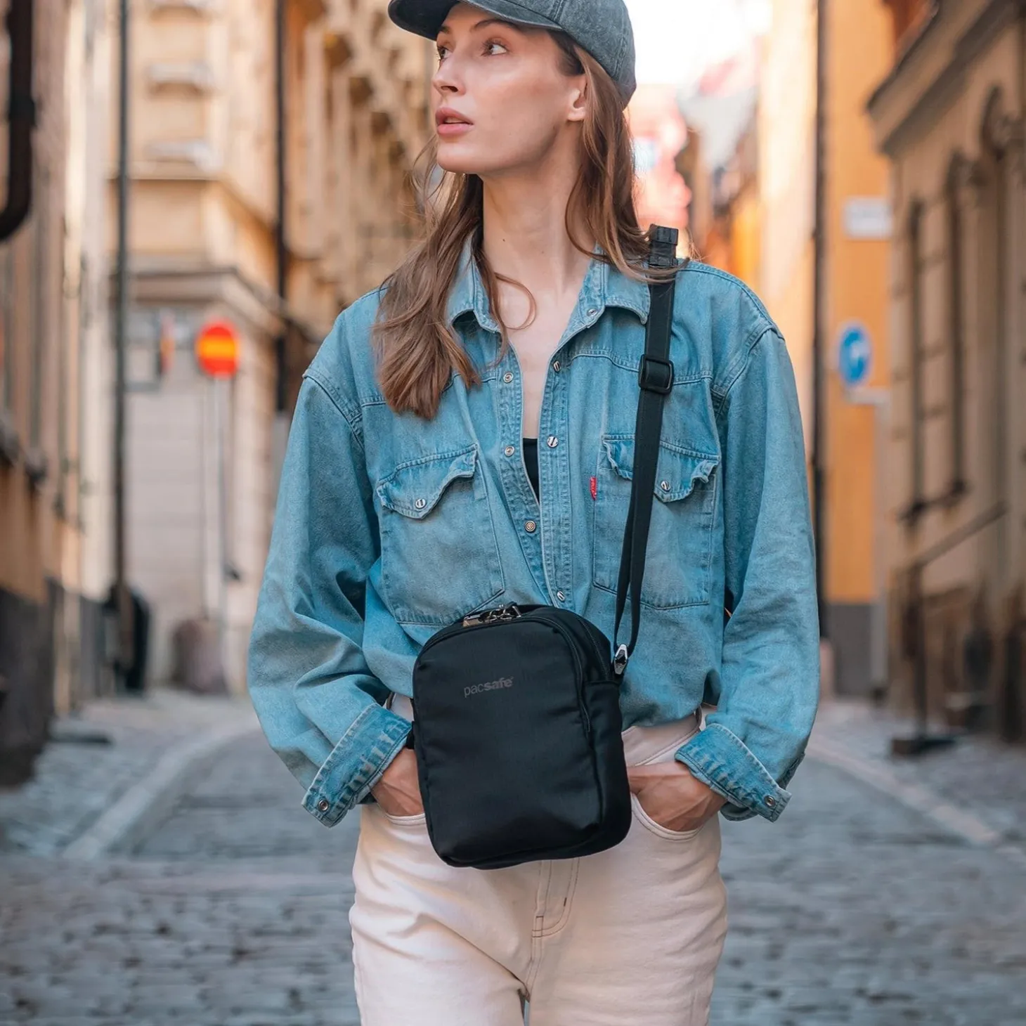 Pacsafe V Companion Crossbody