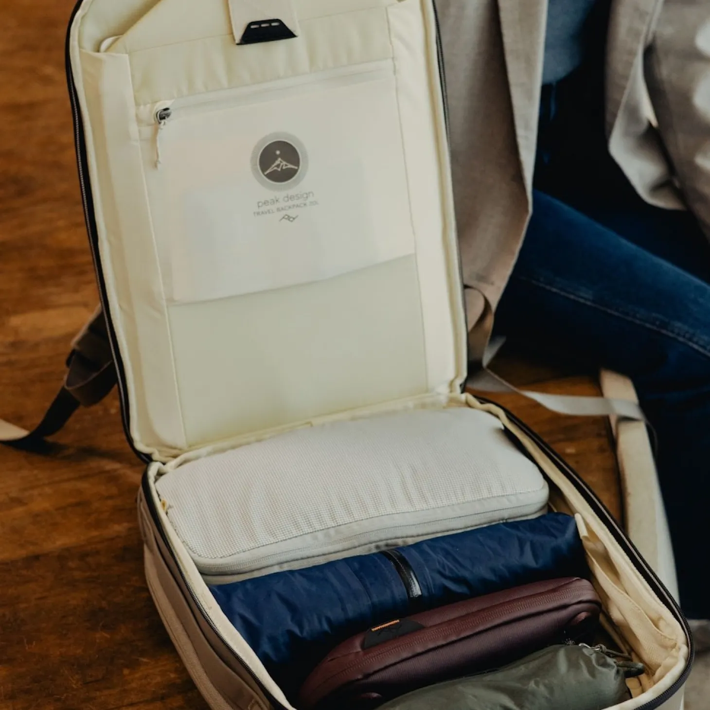 Peak Design Travel Backpack 20L