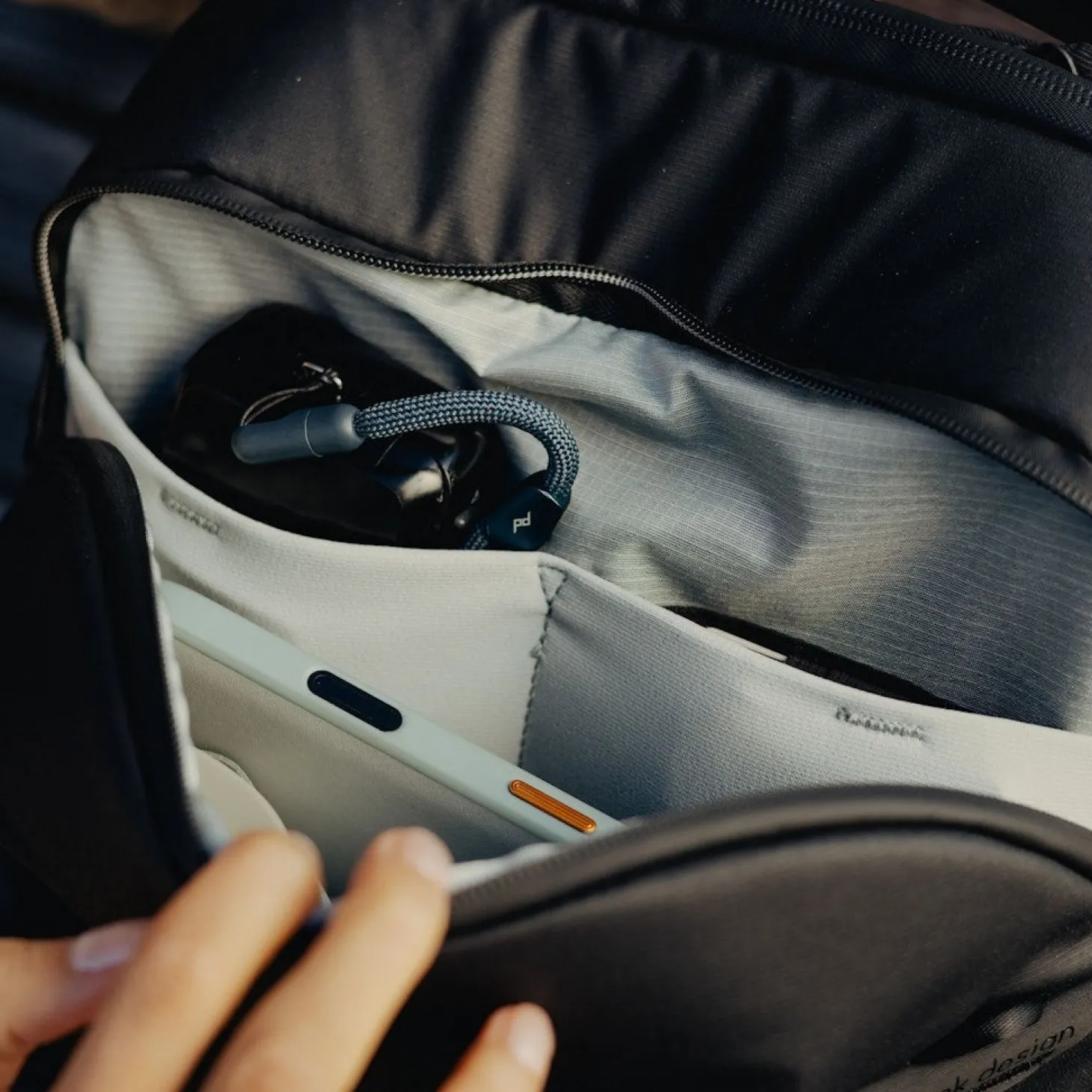 Peak Design Travel Backpack 20L