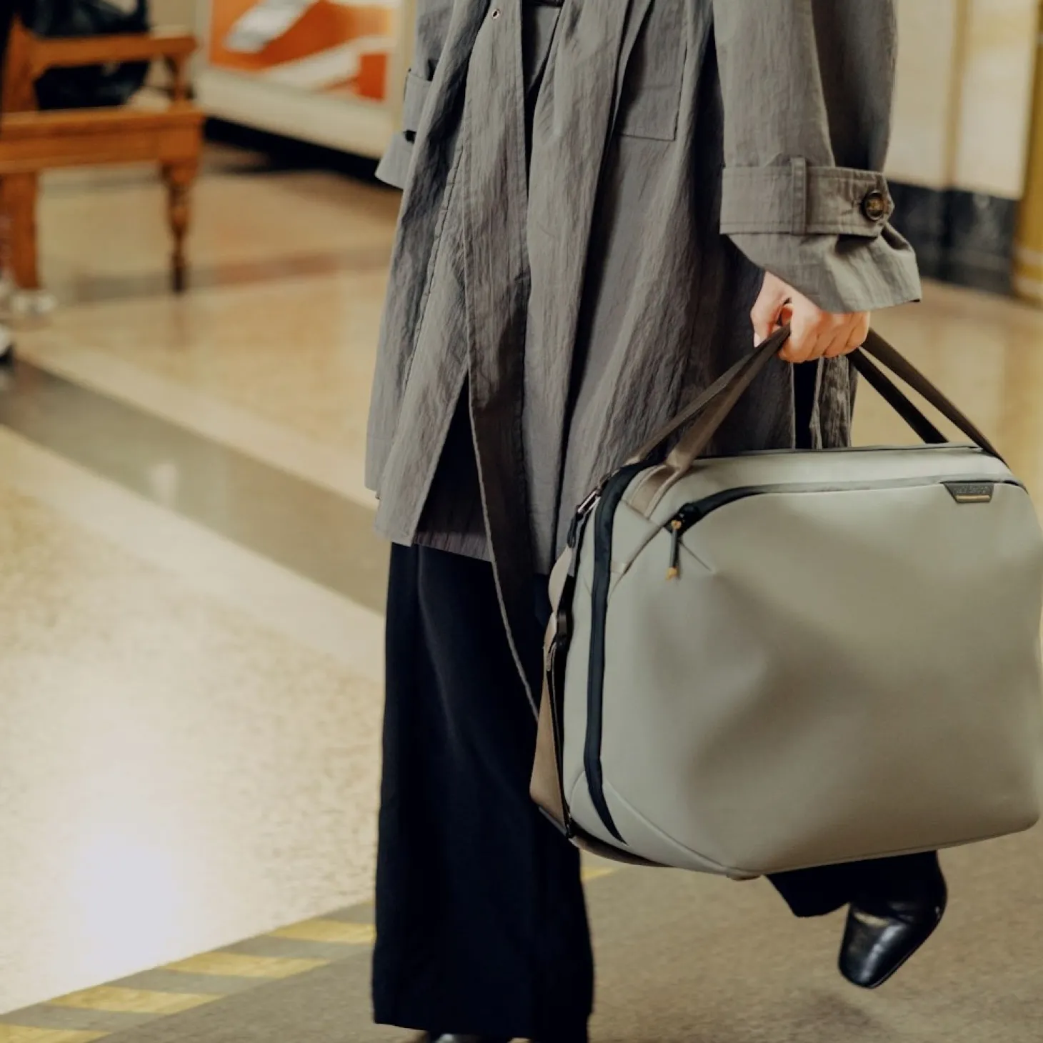 Peak Design Travel Weekender 25L