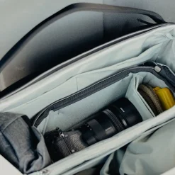 Peak Design Travel Weekender 25L
