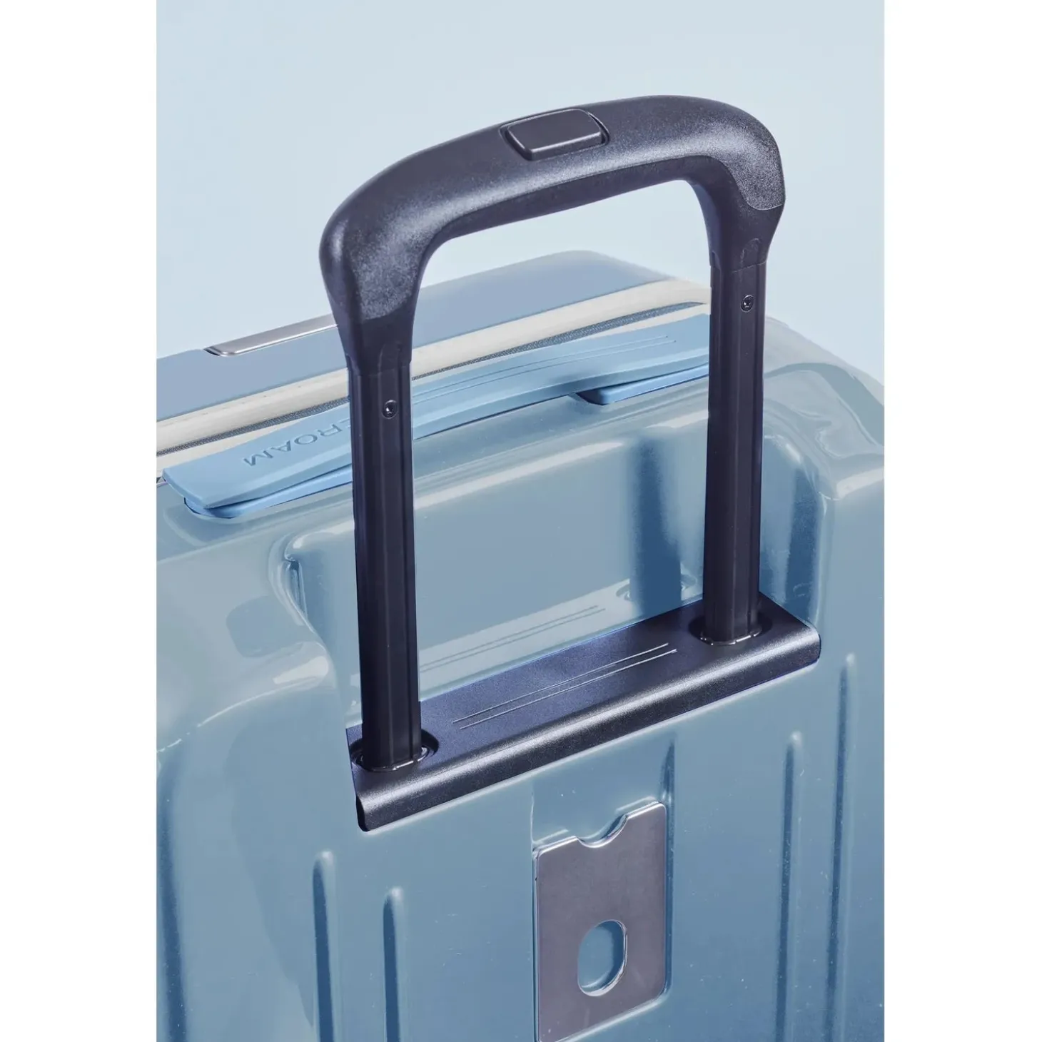 Roam Luggage Hardside Check-In Spinner