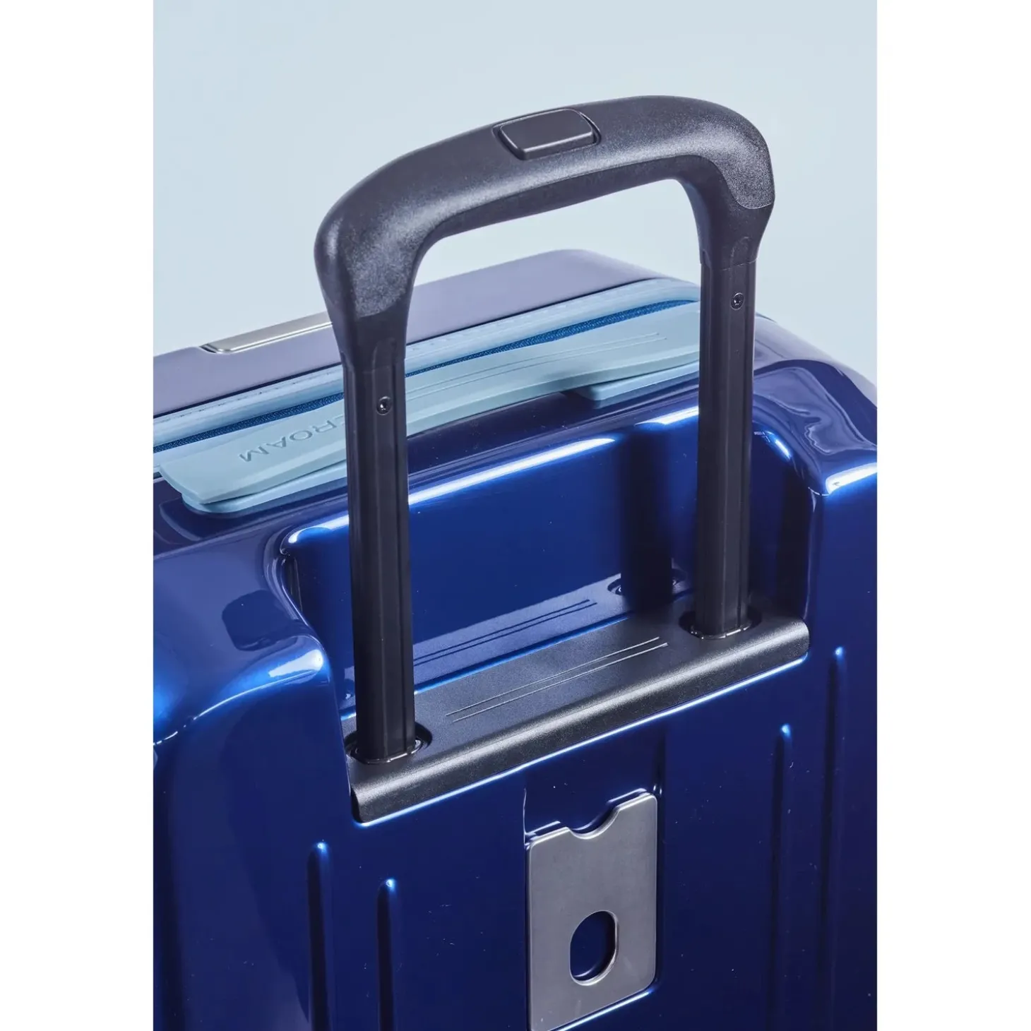 Roam Luggage Hardside Check-In Spinner