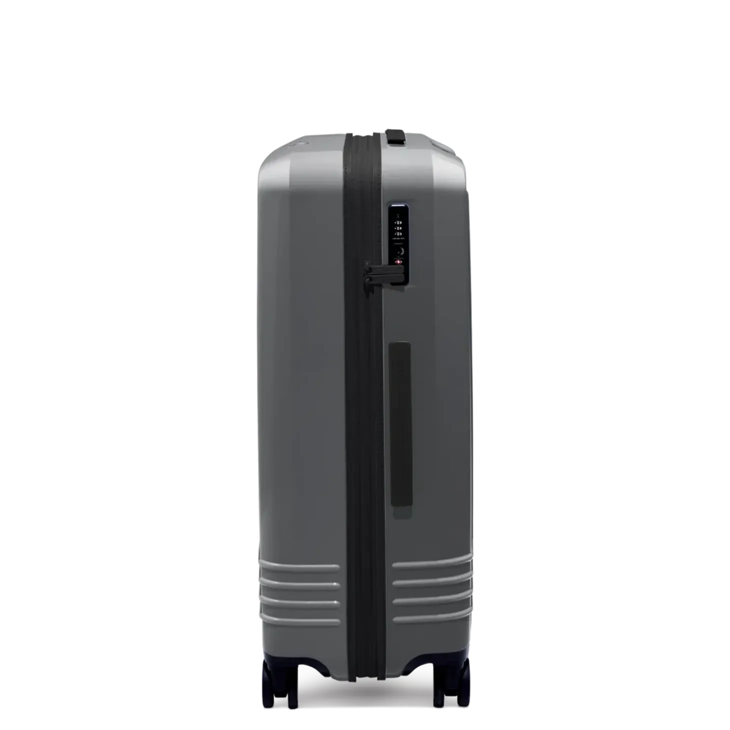 Roam Luggage Hardside Check-In Spinner