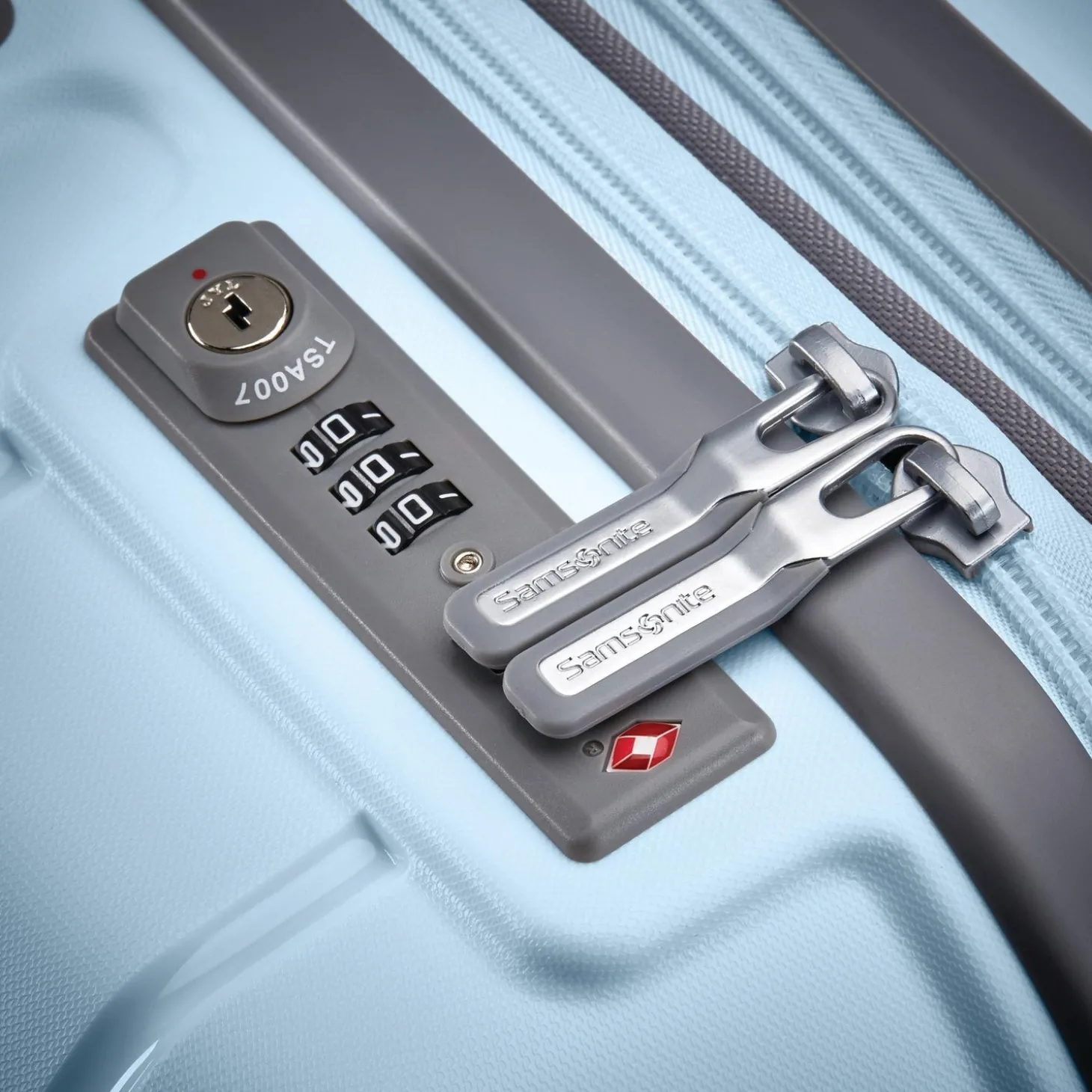 Samsonite Freeform 2-Piece Set - 21" and 28" Spinners