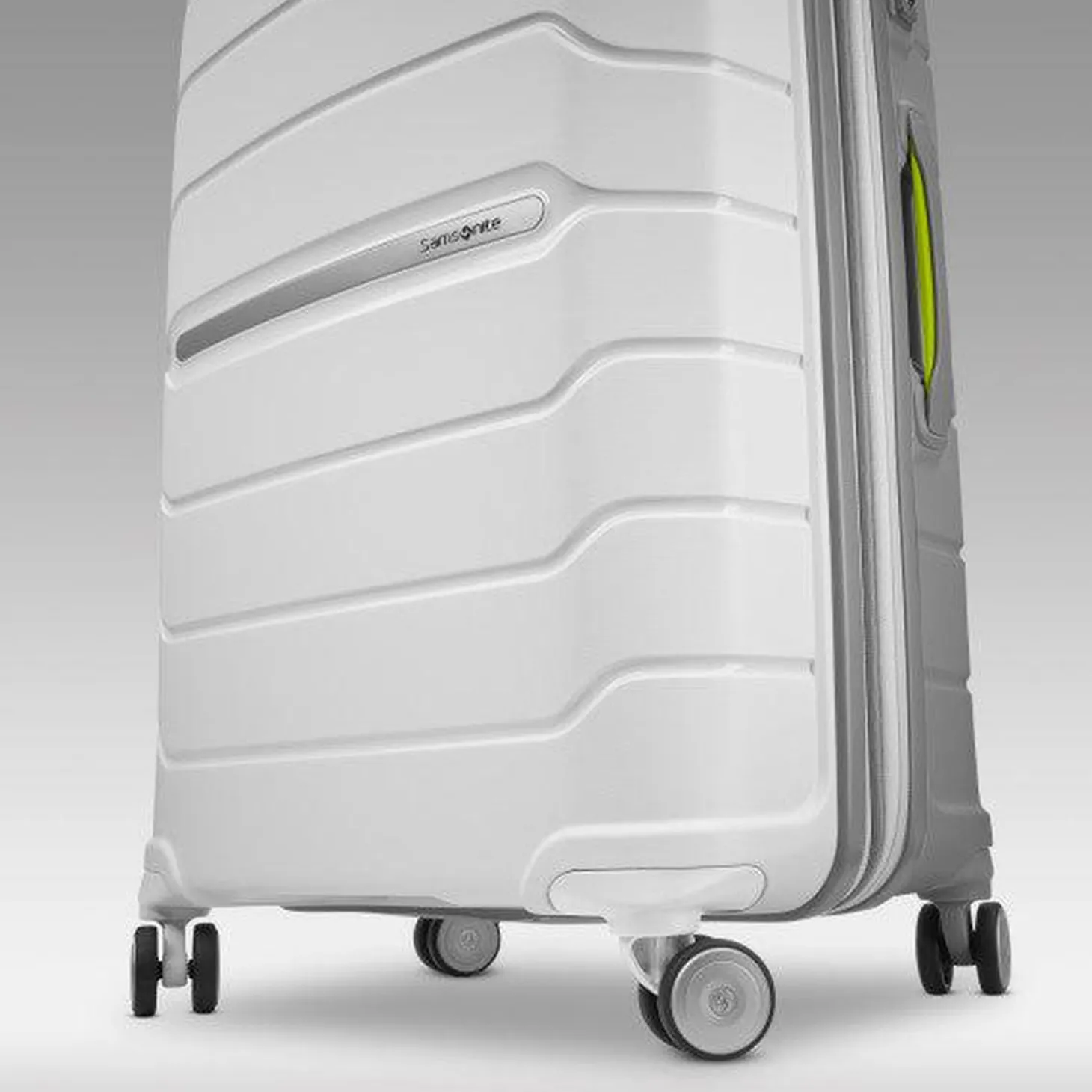 Samsonite Freeform 28" Spinner