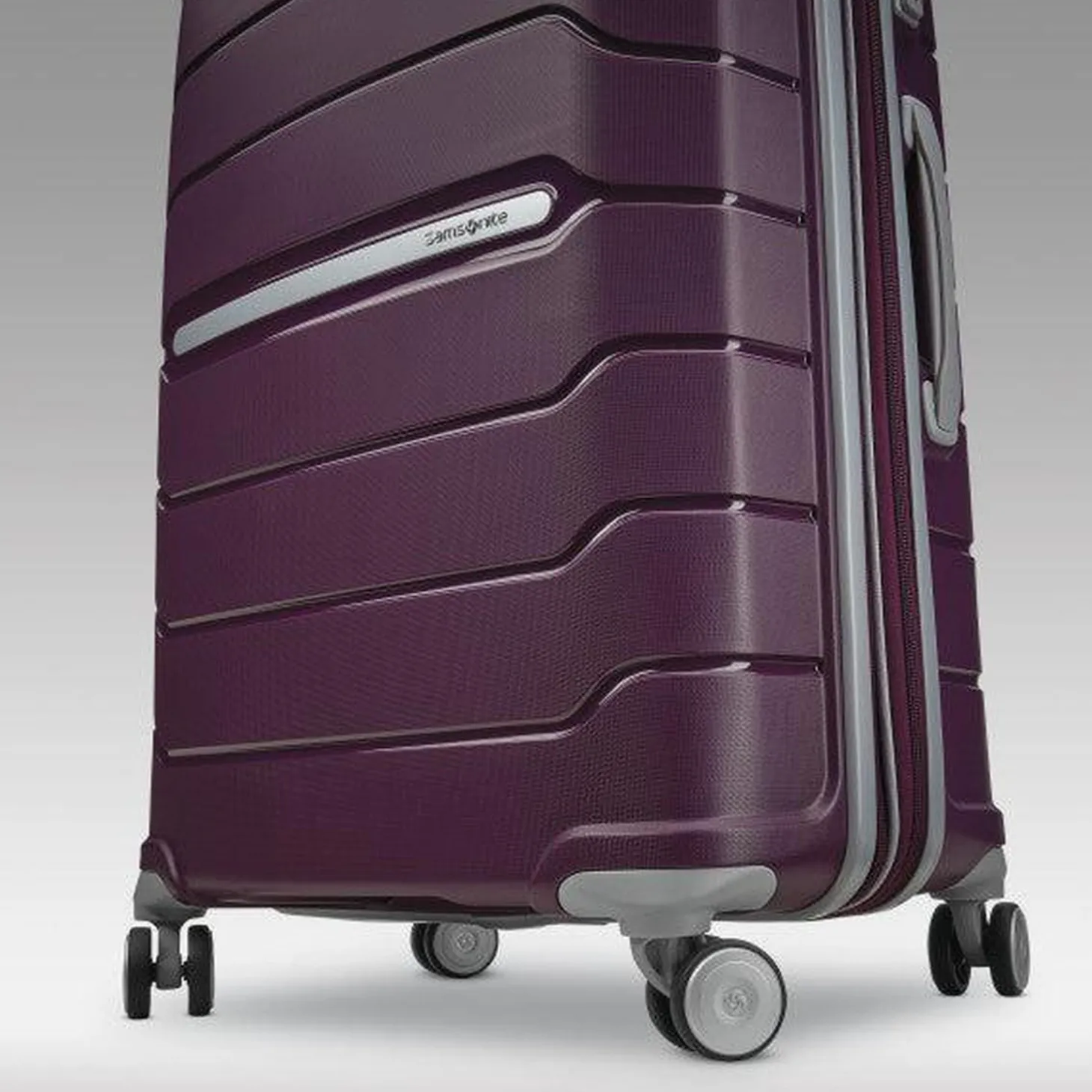 Samsonite Freeform 28" Spinner