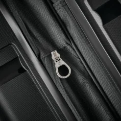 Samsonite Outline Pro Carry-On Spinner