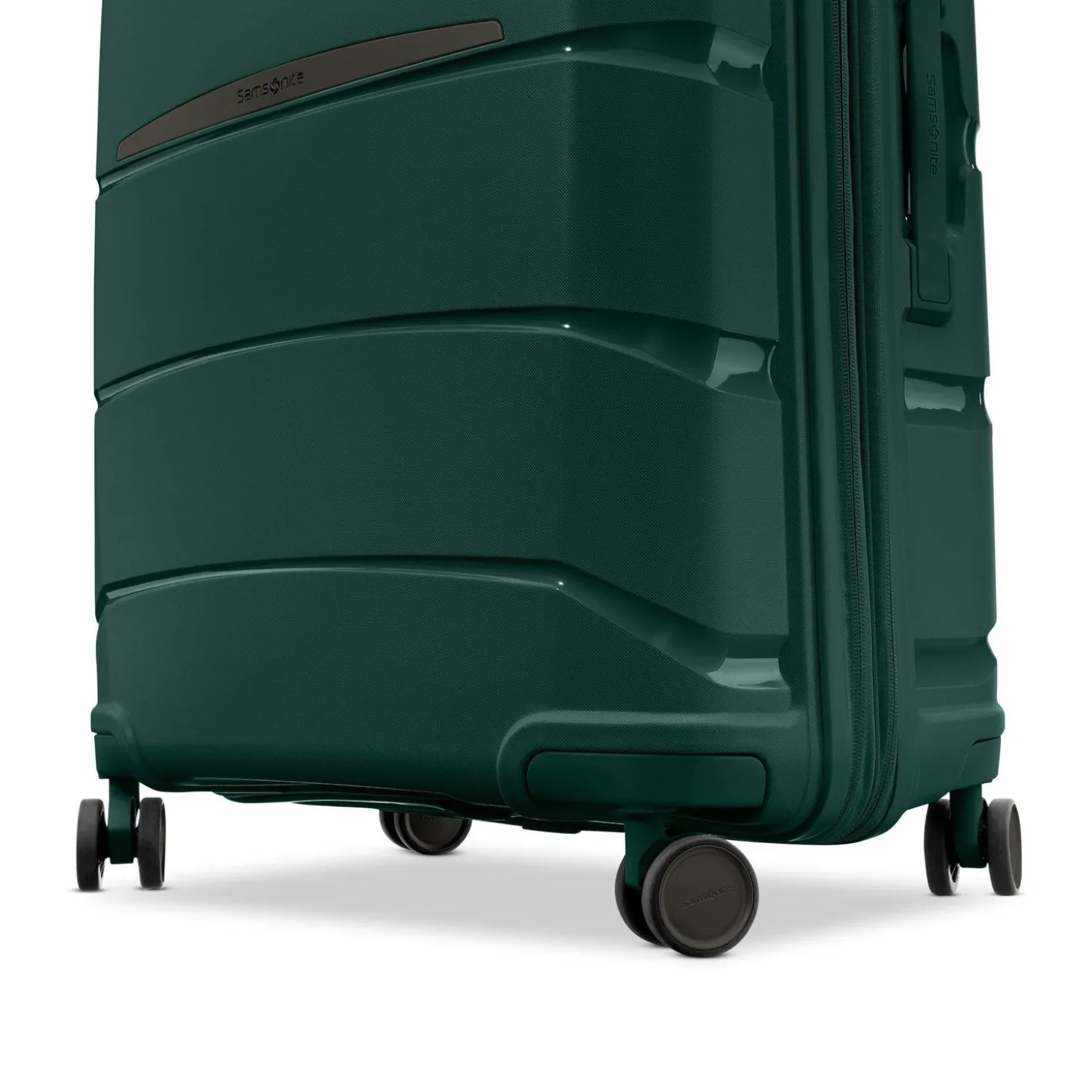Samsonite Outline Pro Carry-On Spinner