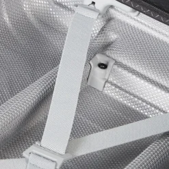 Samsonite Proxis Global Carry-On Spinner