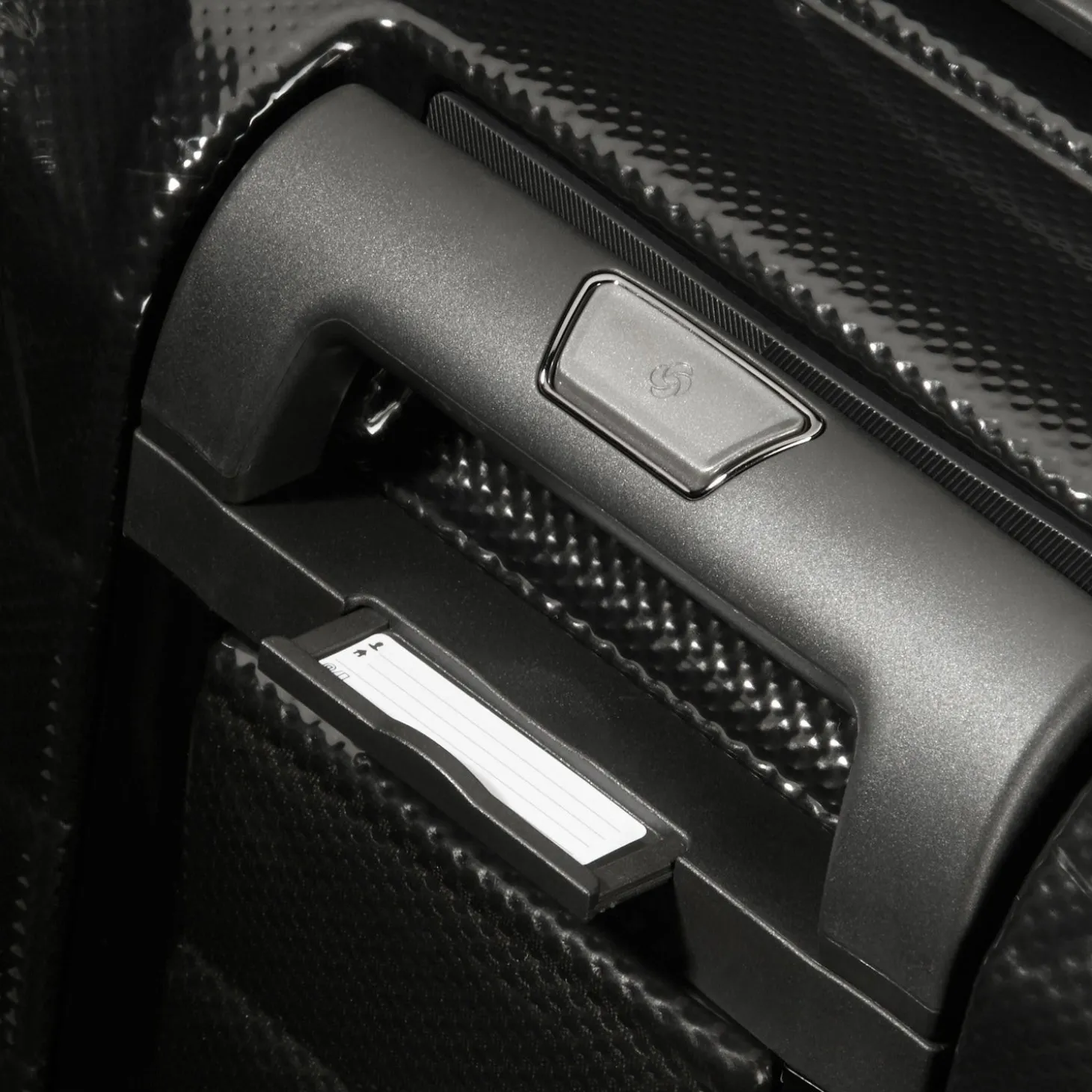 Samsonite Proxis Medium Spinner