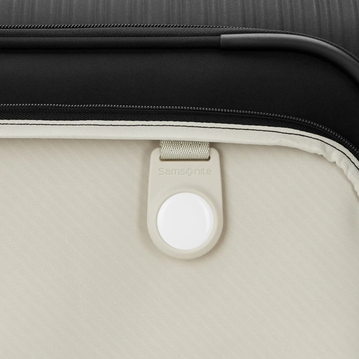 Samsonite Silhouette 18 Garment Bag Spinner