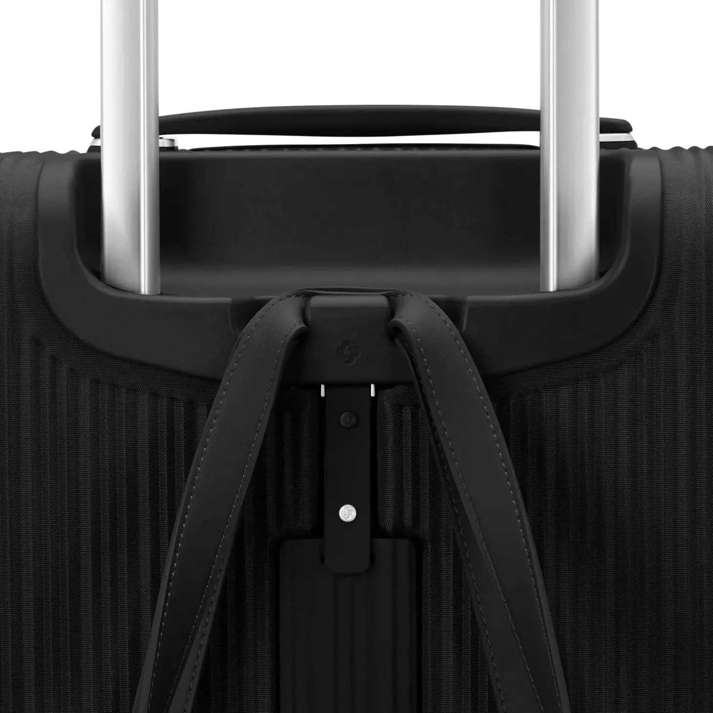 Samsonite Silhouette 18 Softside 22 x 14 x 9 Carry-On