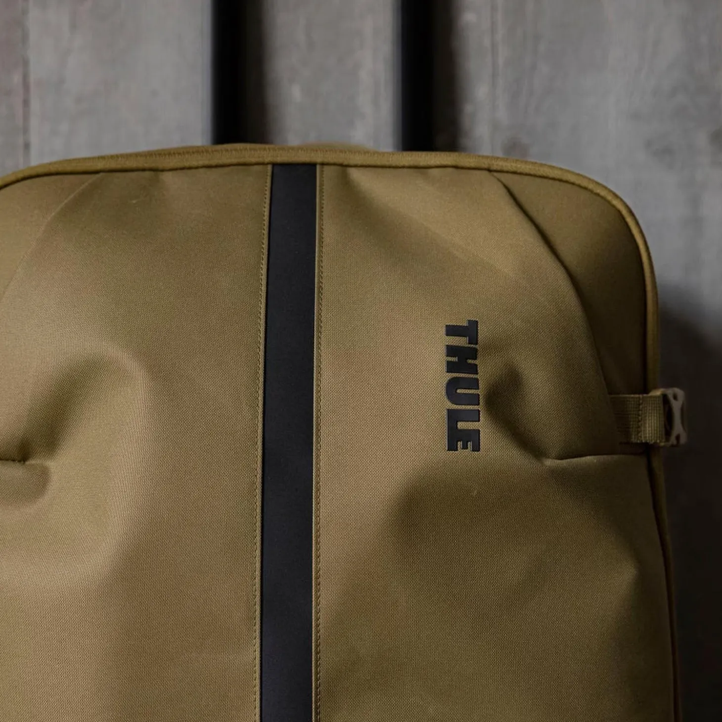 Thule Luggage Aion 28" Check-In Wheeled Duffel