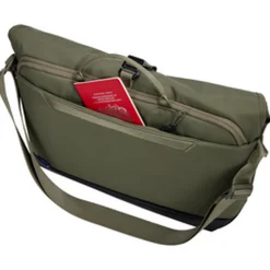 Thule Luggage Paramount 14L Crossbody