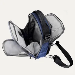 Travelpro Altitude Crossbody 6L