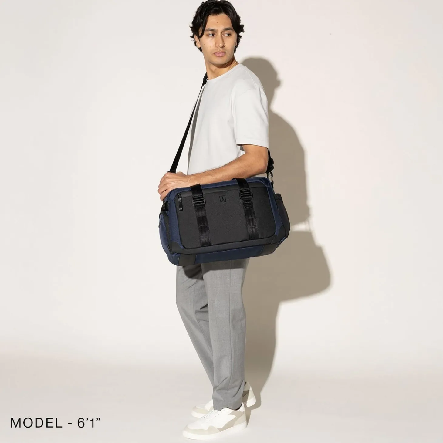 Travelpro Altitude Day-to-Day Duffel