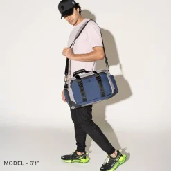 Travelpro Altitude Day-to-Day Duffel