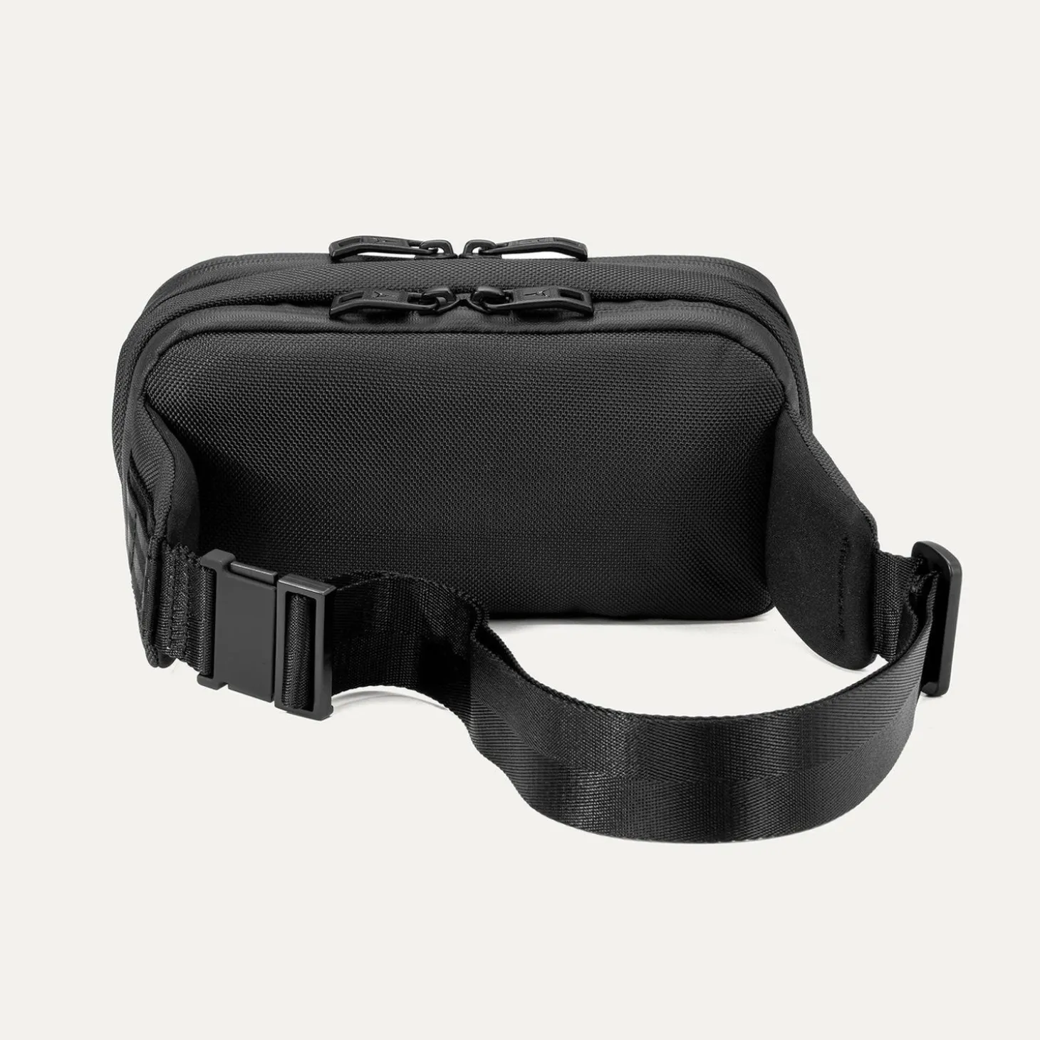 Travelpro Altitude Sling 2L