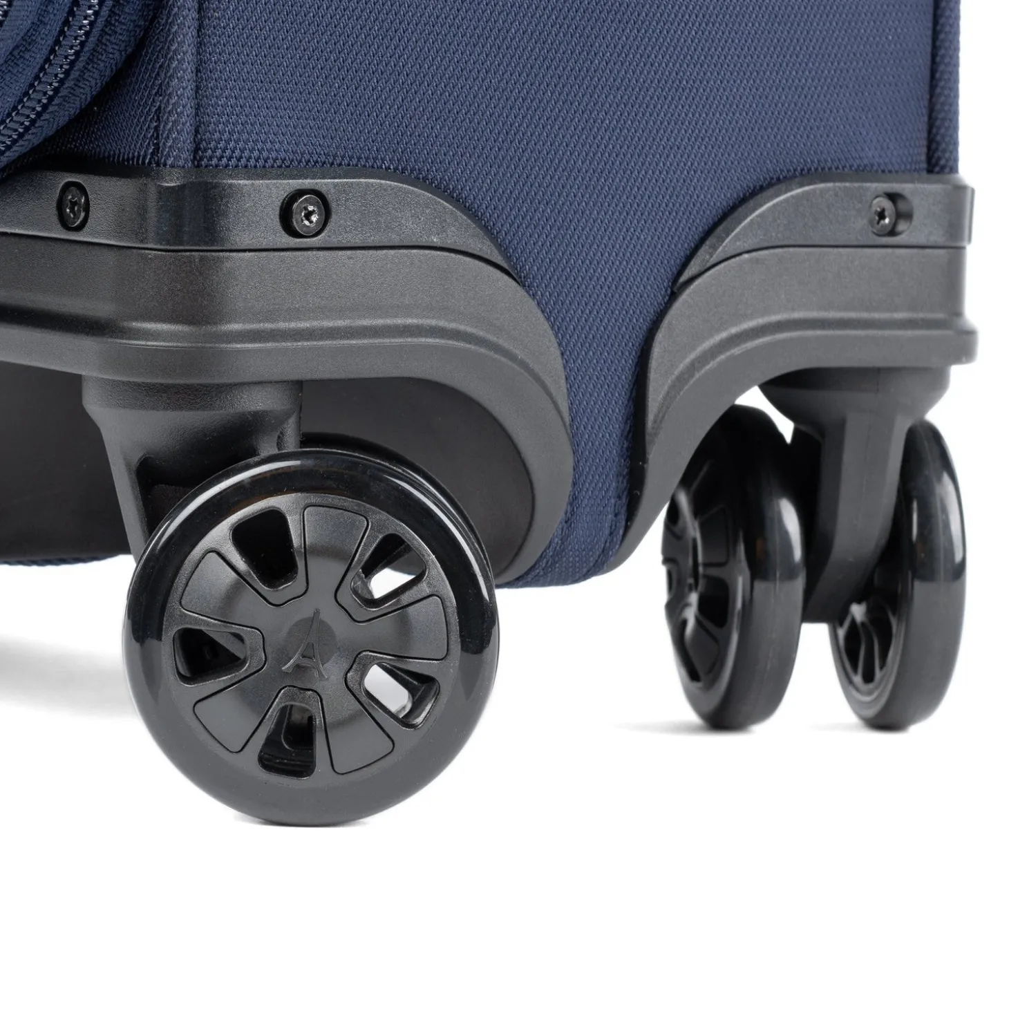 Travelpro Crew Classic Compact Carry-On Expandable Spinner (International)