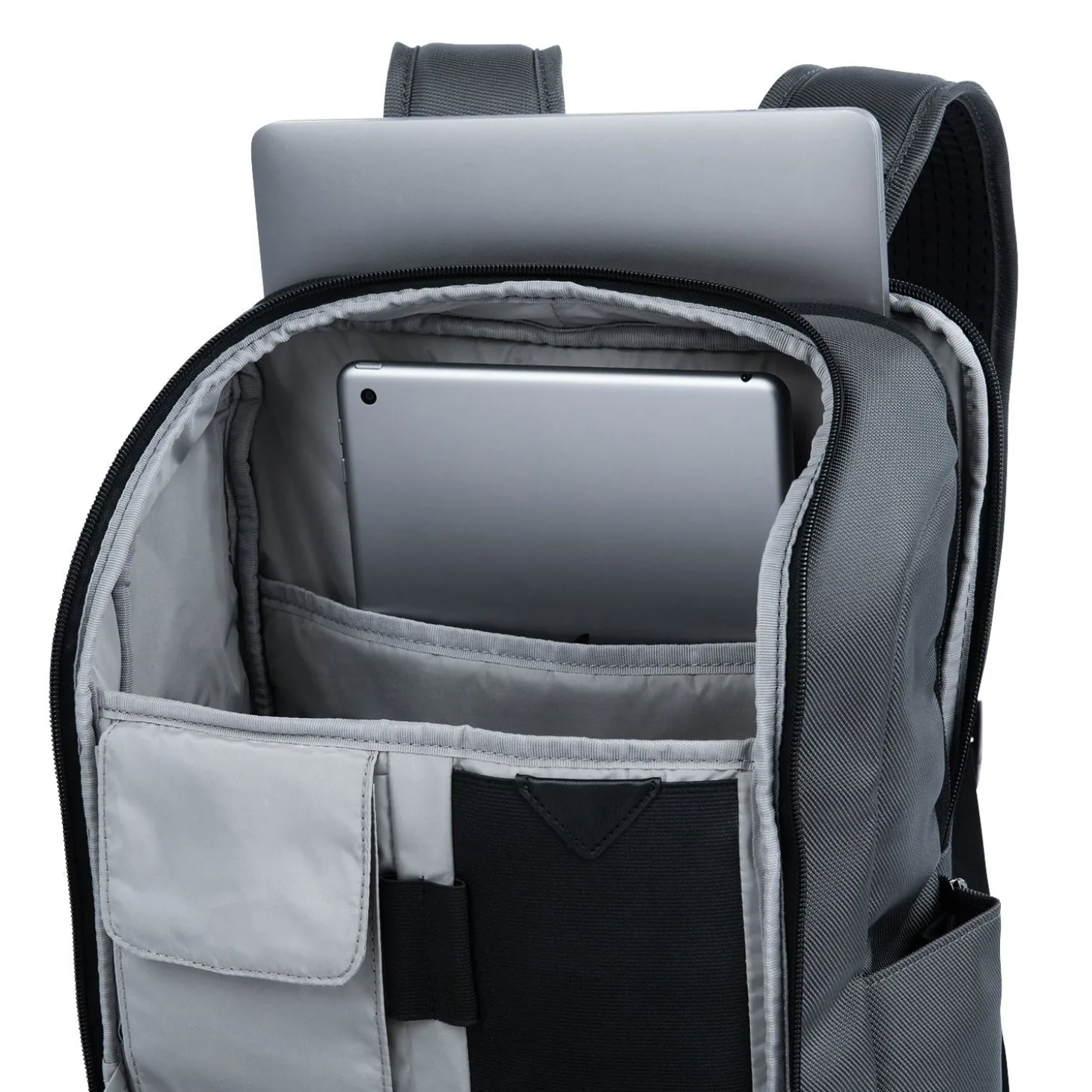 Travelpro Crew Executive Choice 3 Slim Backpack