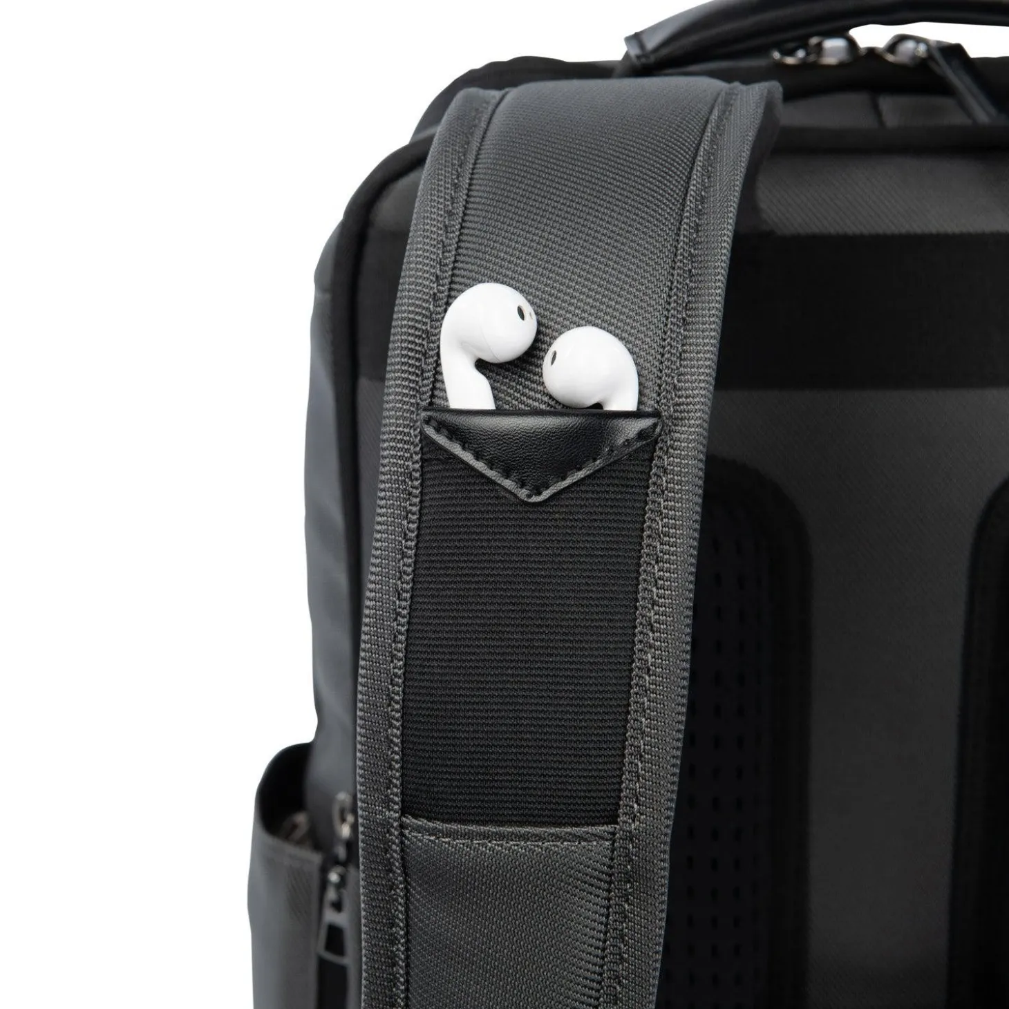 Travelpro Crew Executive Choice 3 Slim Backpack