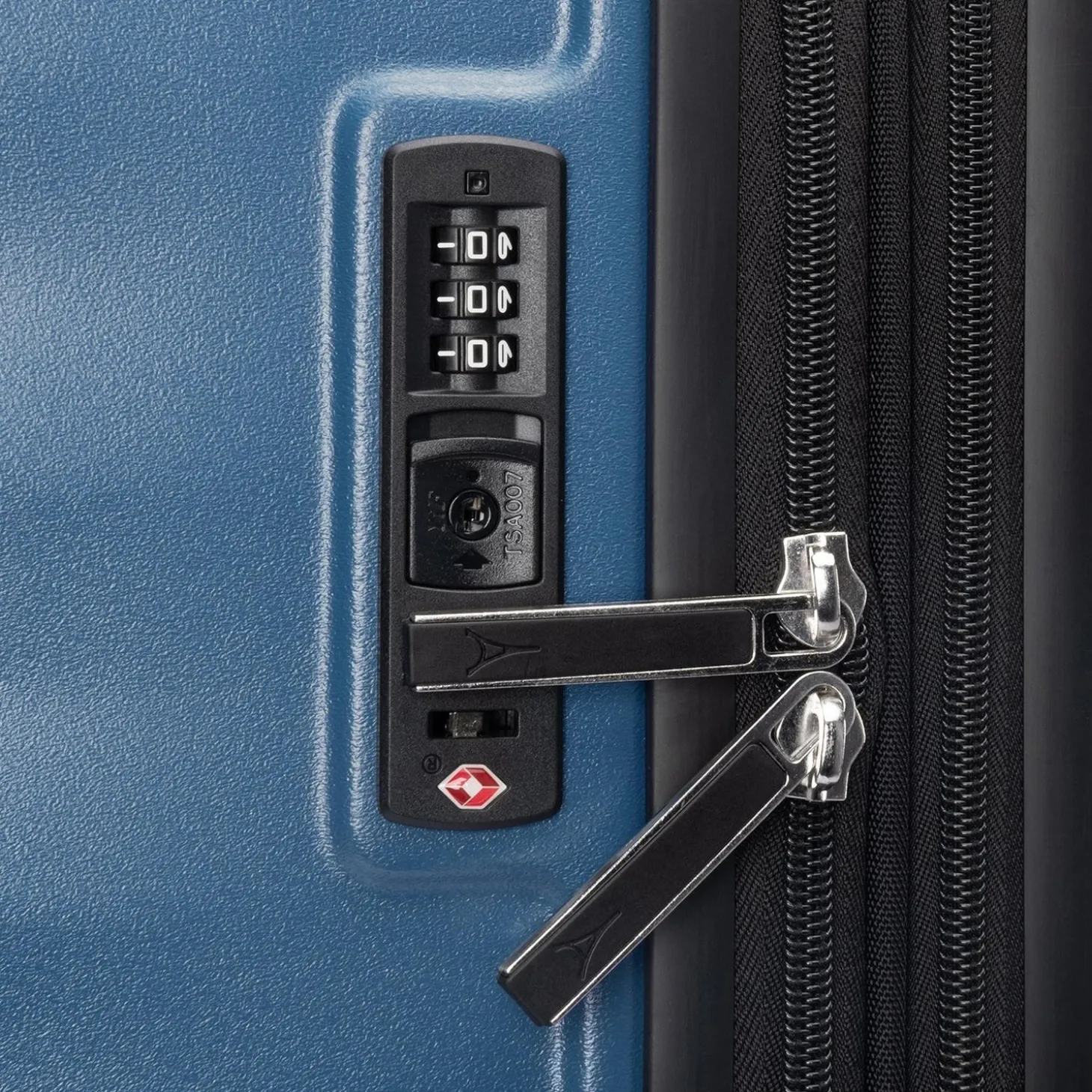 Travelpro Maxlite Air V2 International Carry-on Expandable Spinner
