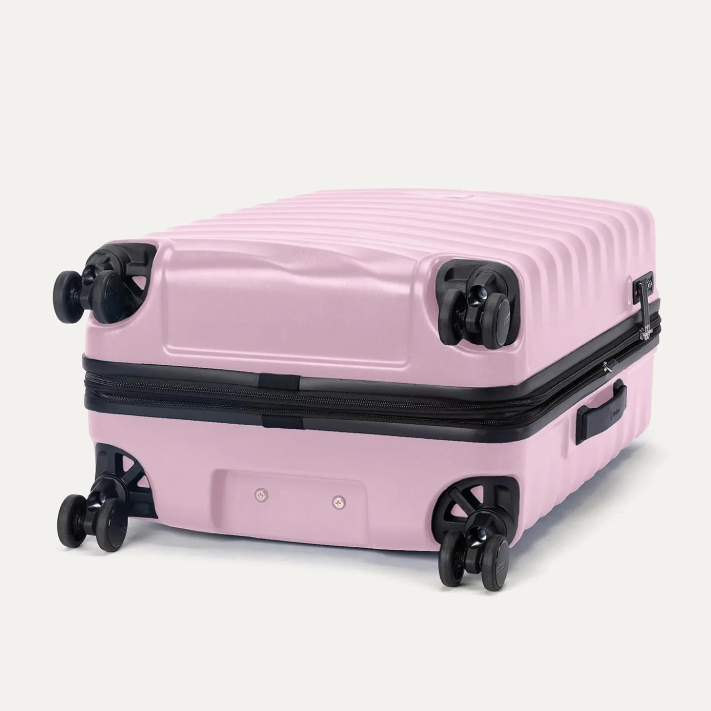 Travelpro Maxlite Air V2 Medium Check-in Expandable Spinner