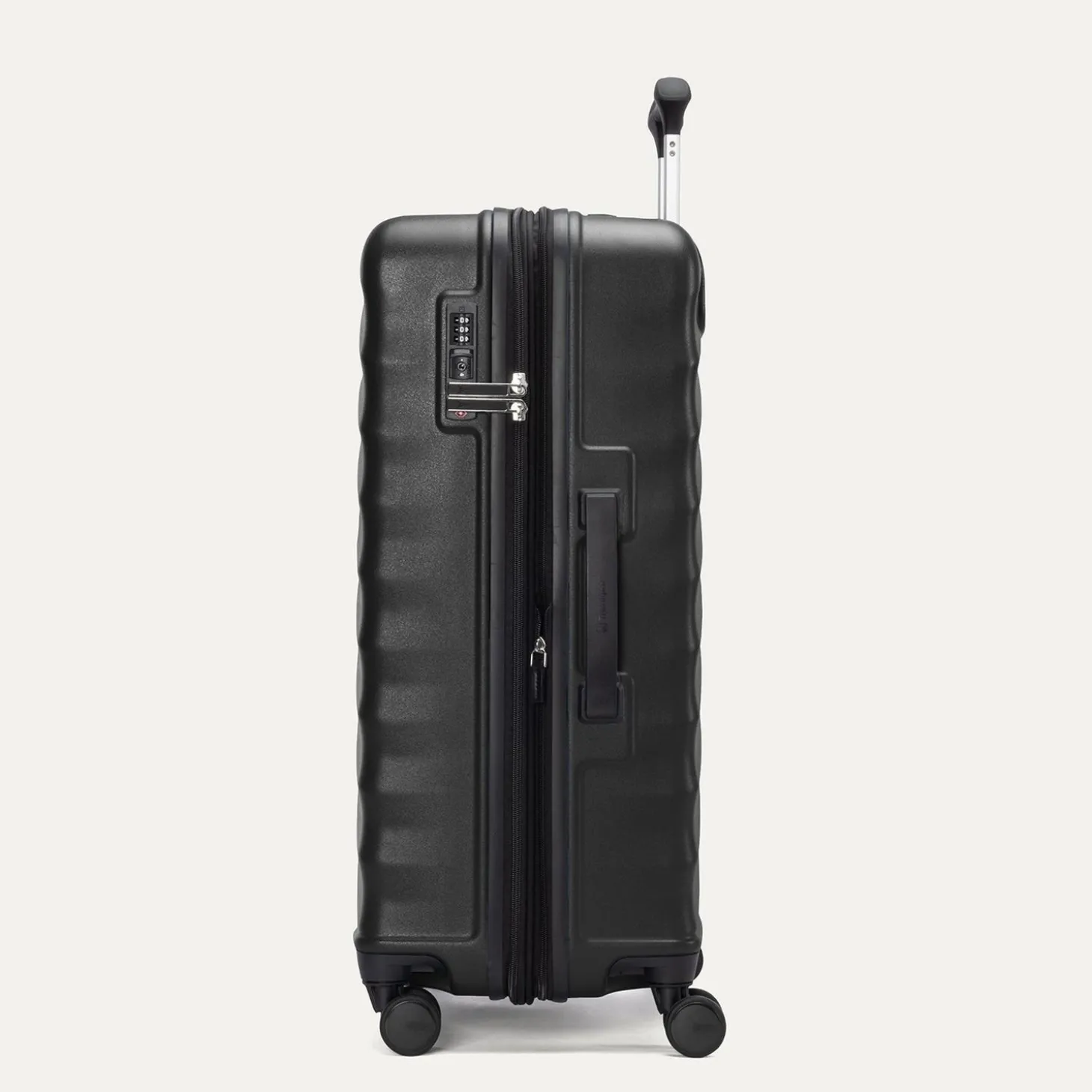 Travelpro Maxlite Air V2 Medium Check-in Expandable Spinner