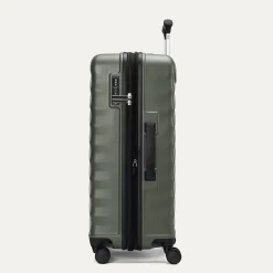 Travelpro Maxlite Air V2 Medium Check-in Expandable Spinner